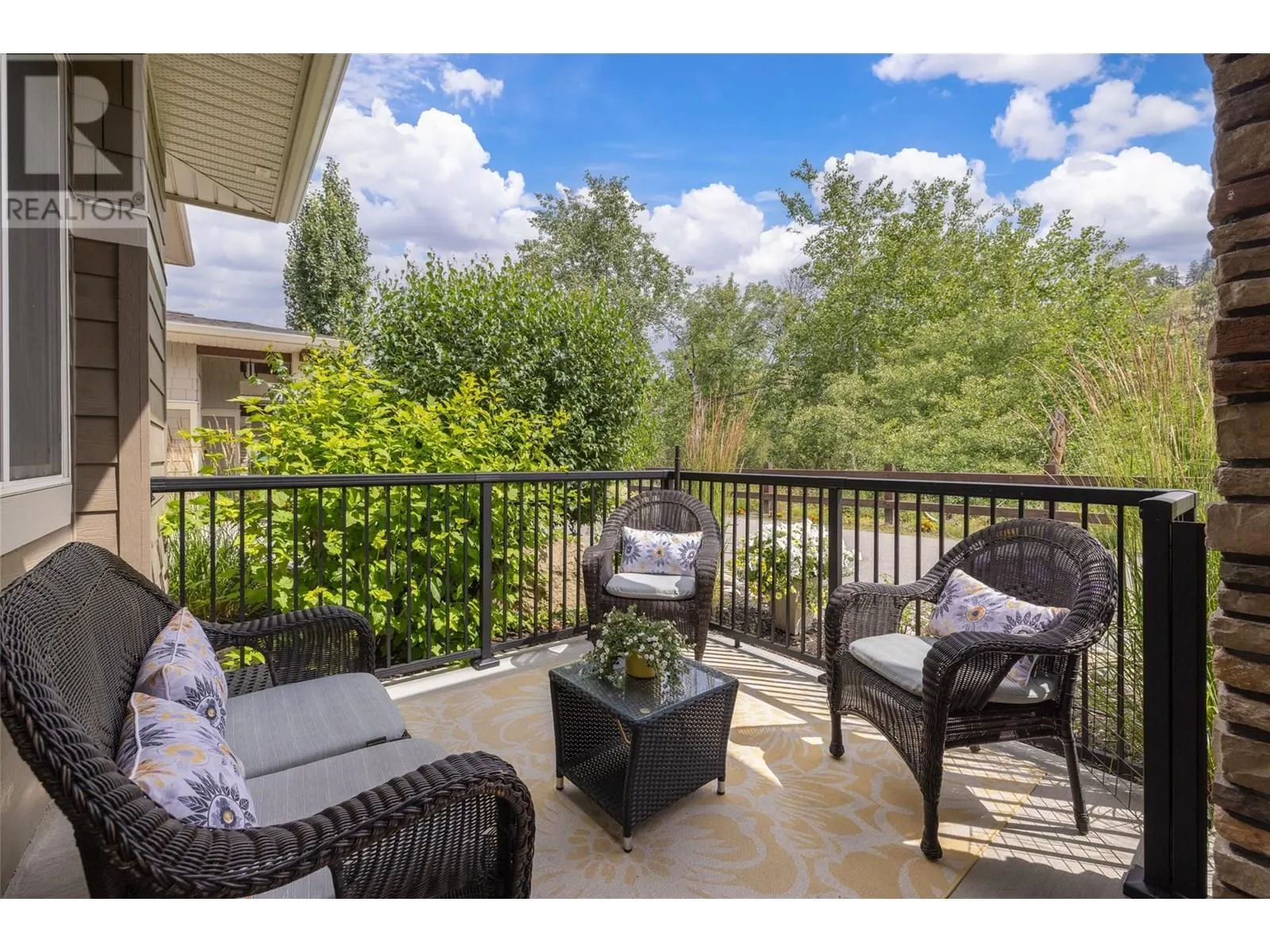 1590 Winter Lane