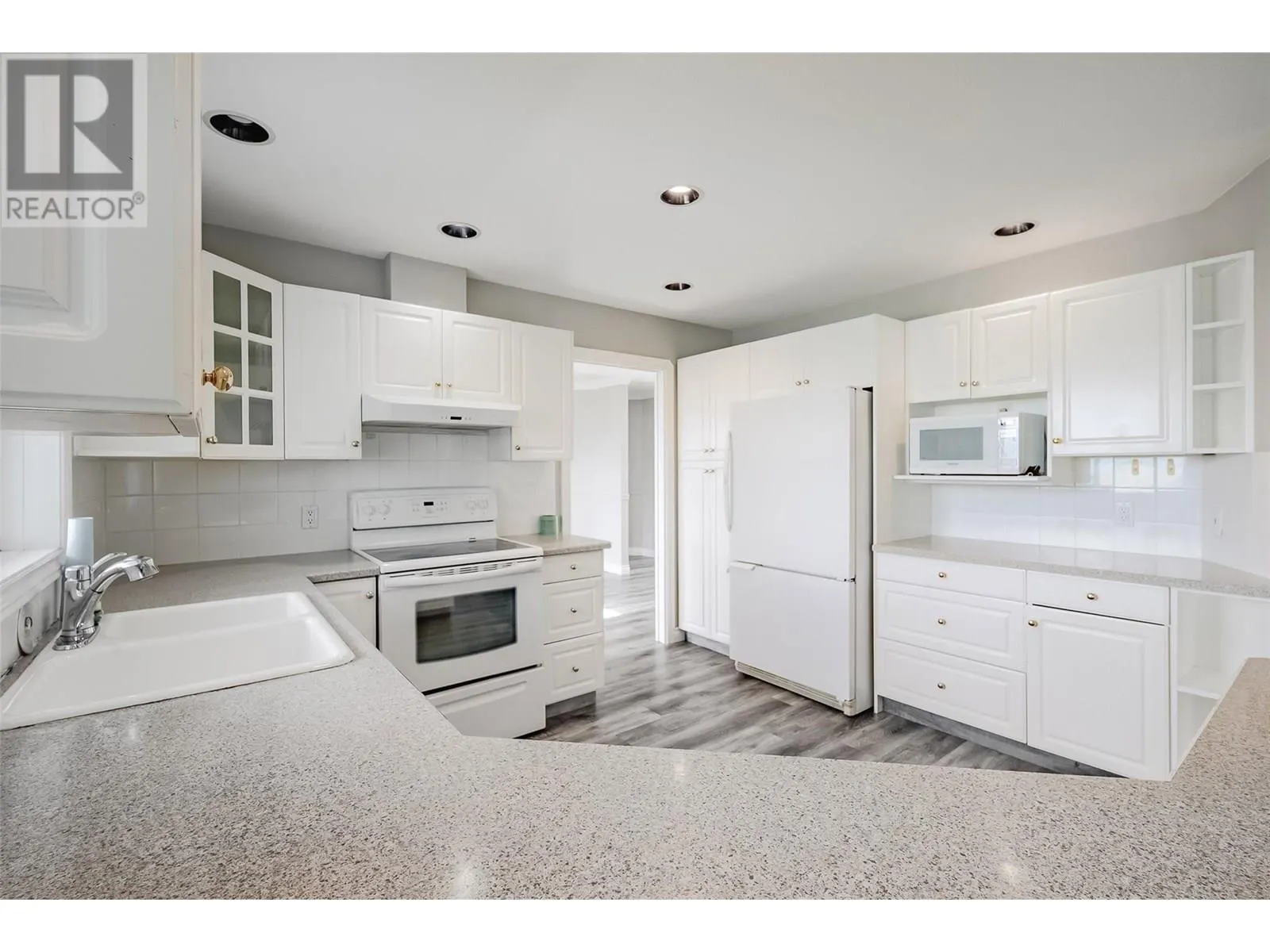 1180 Ray Road