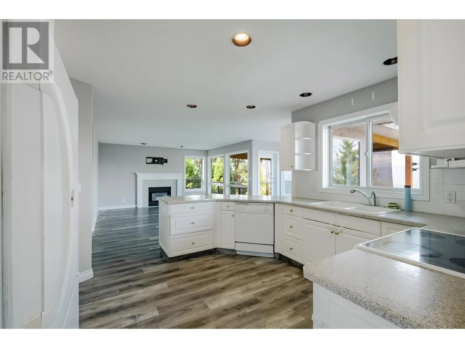 1180 Ray Road