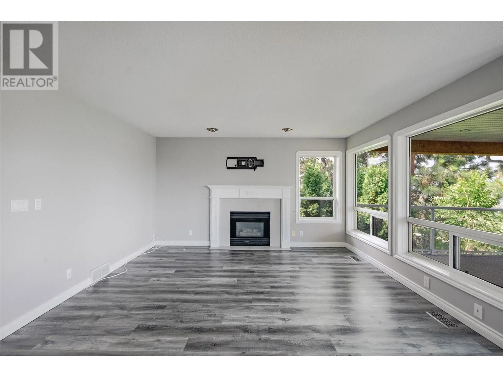 1180 Ray Road