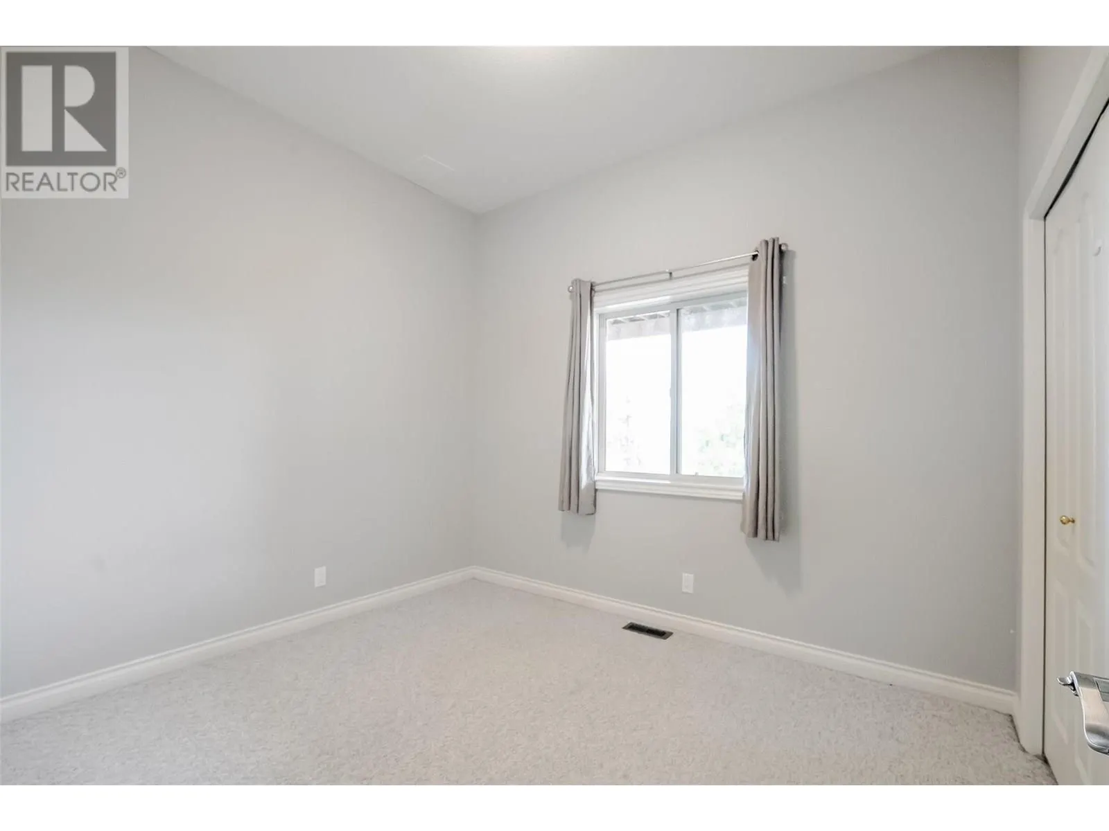 1180 Ray Road