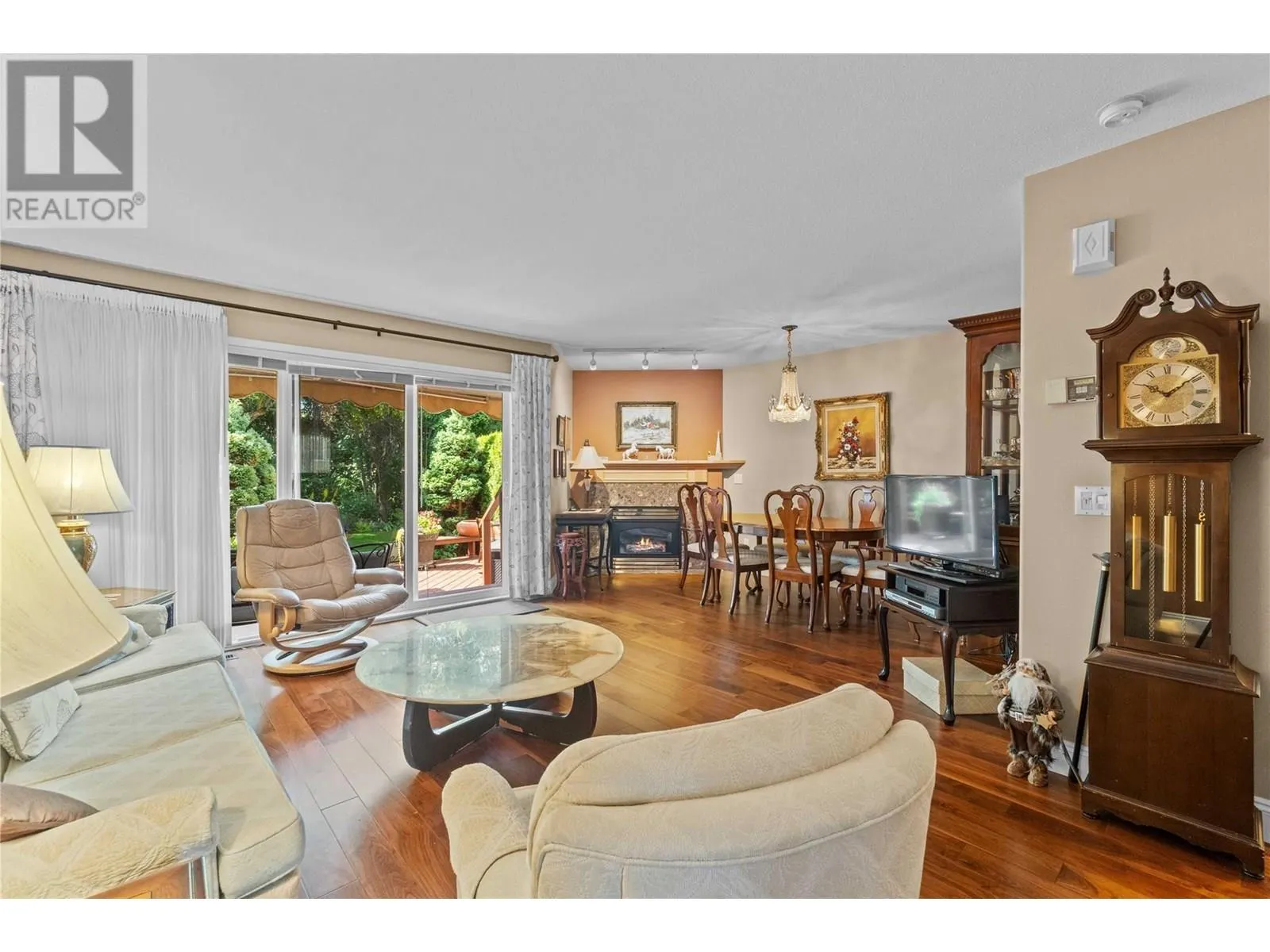 660 24 Street NE Unit# 6