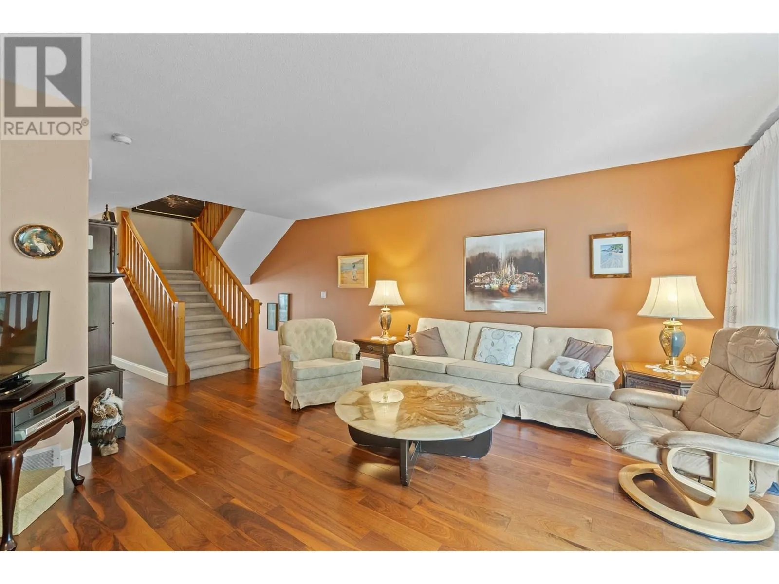 660 24 Street NE Unit# 6