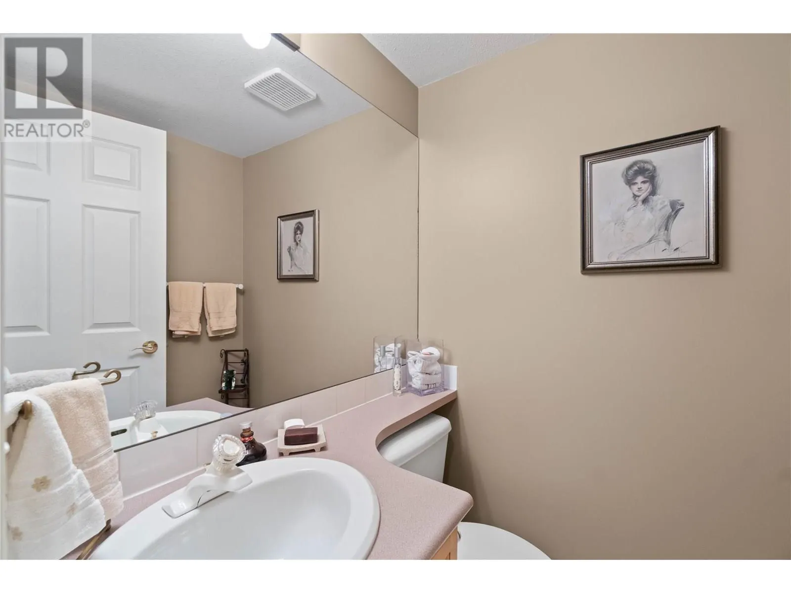 660 24 Street NE Unit# 6