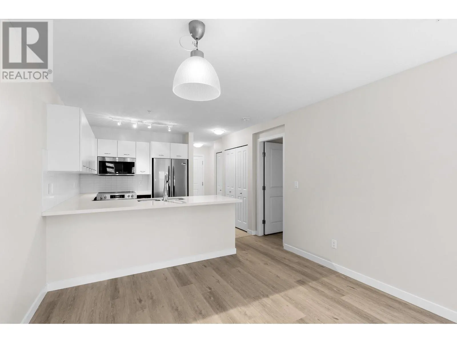 533 Yates Road Unit# 215