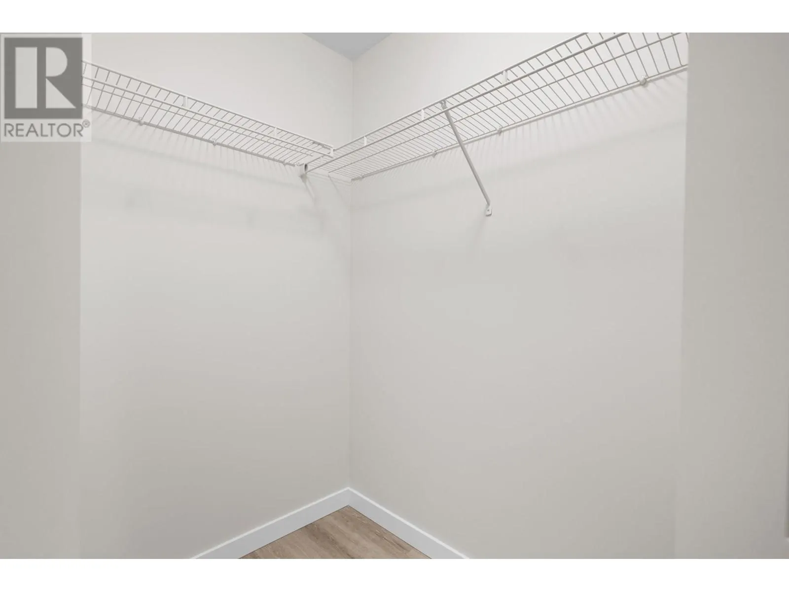 533 Yates Road Unit# 215