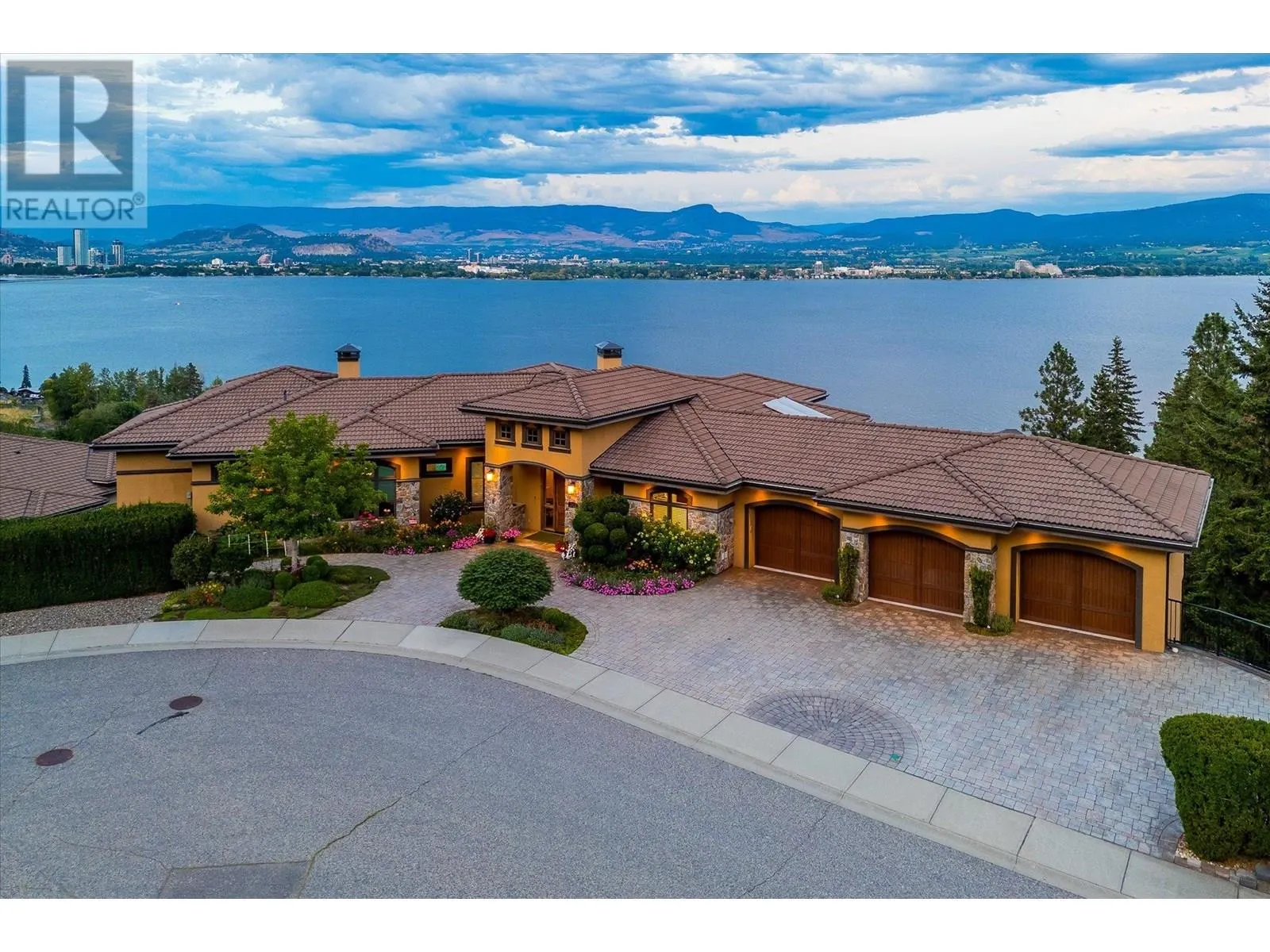 2513 Casa Palmero Drive