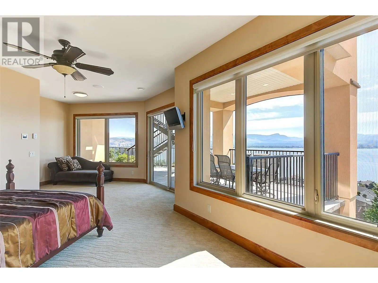 2513 Casa Palmero Drive