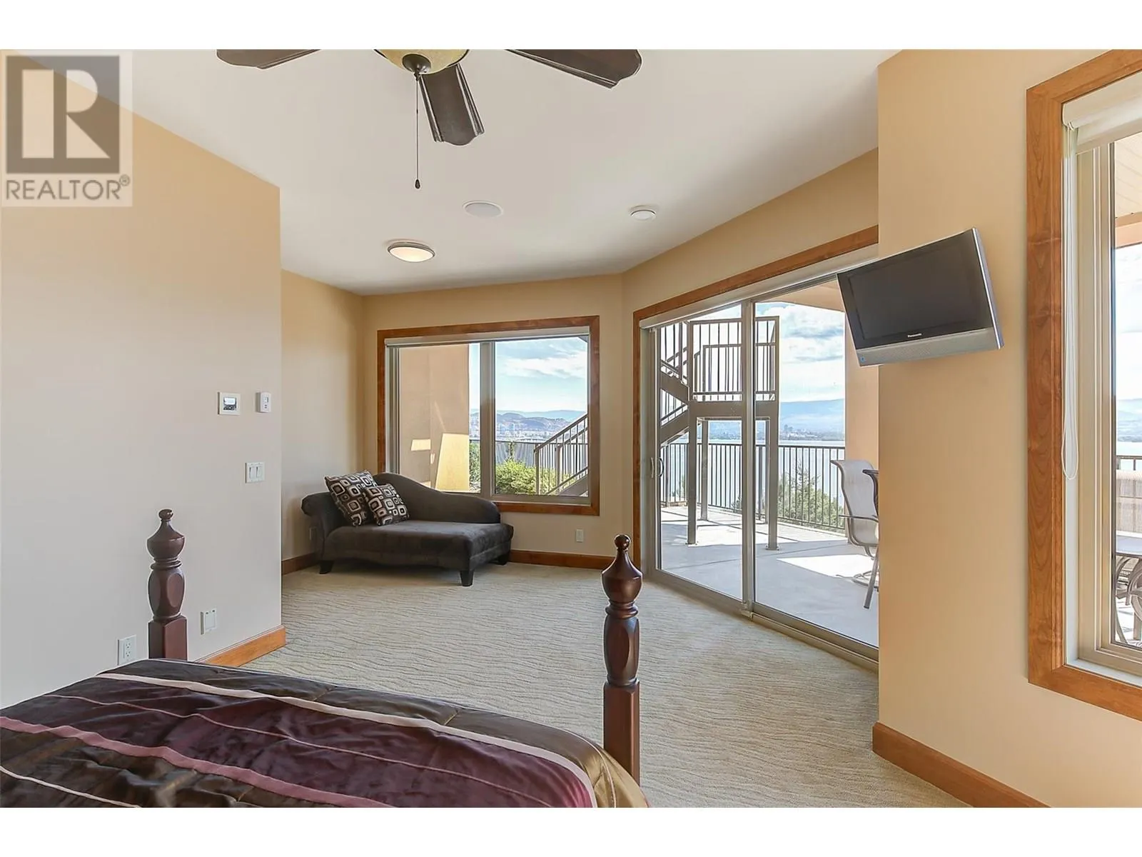 2513 Casa Palmero Drive