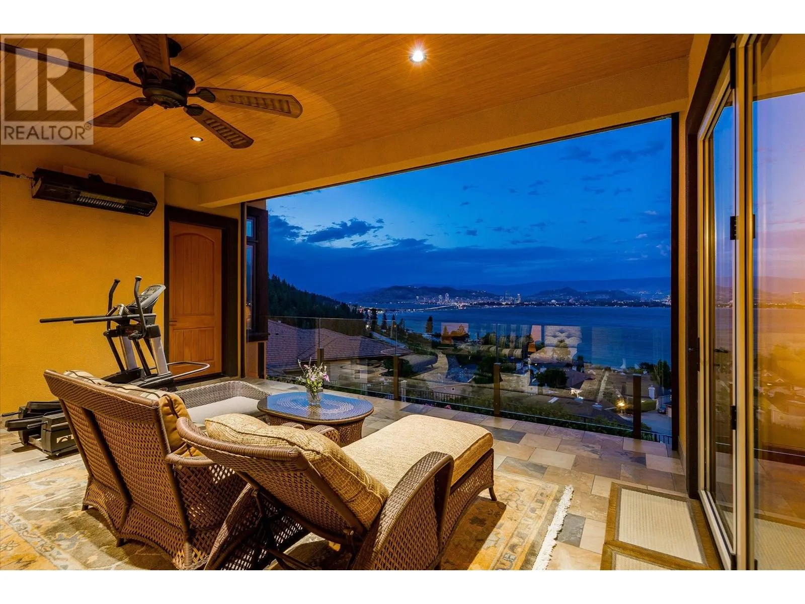 2513 Casa Palmero Drive