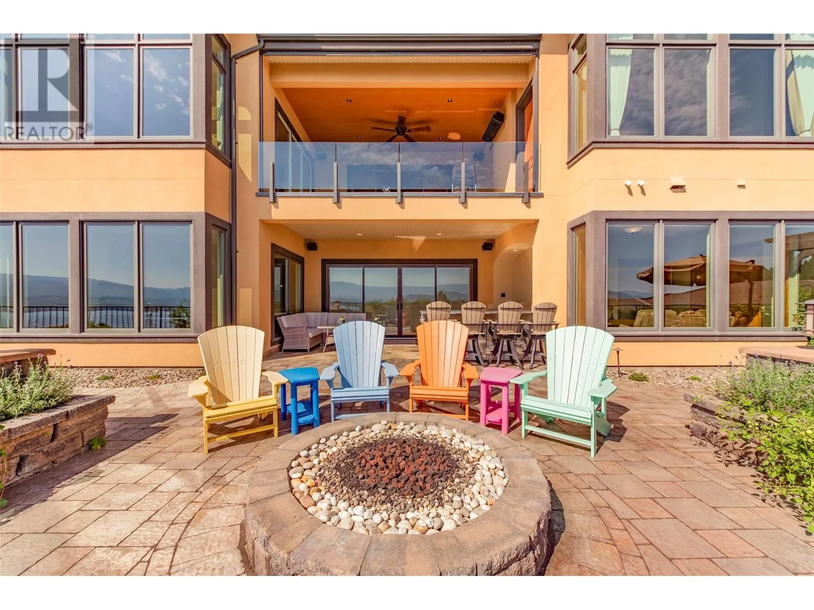 2513 Casa Palmero Drive