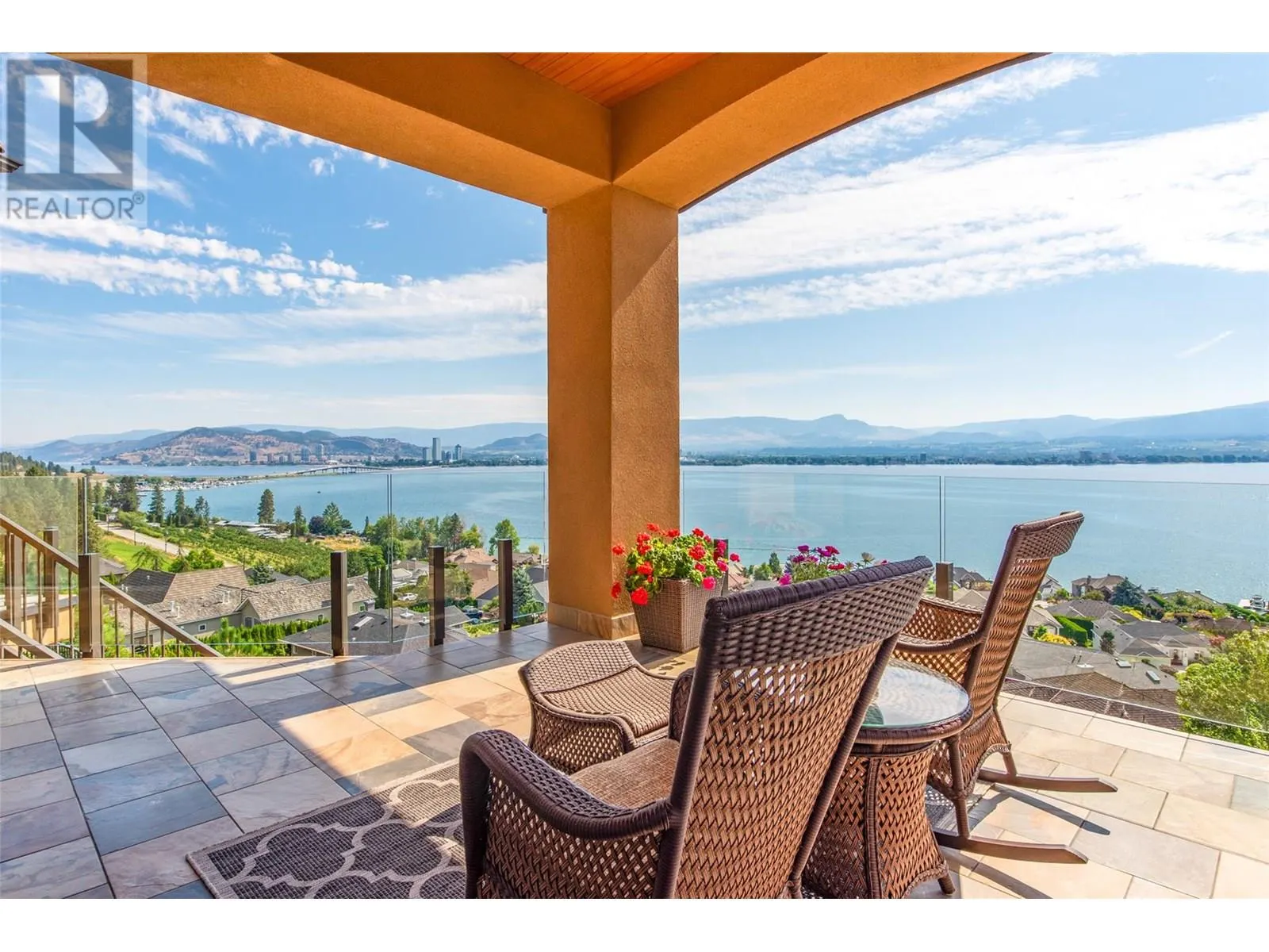 2513 Casa Palmero Drive