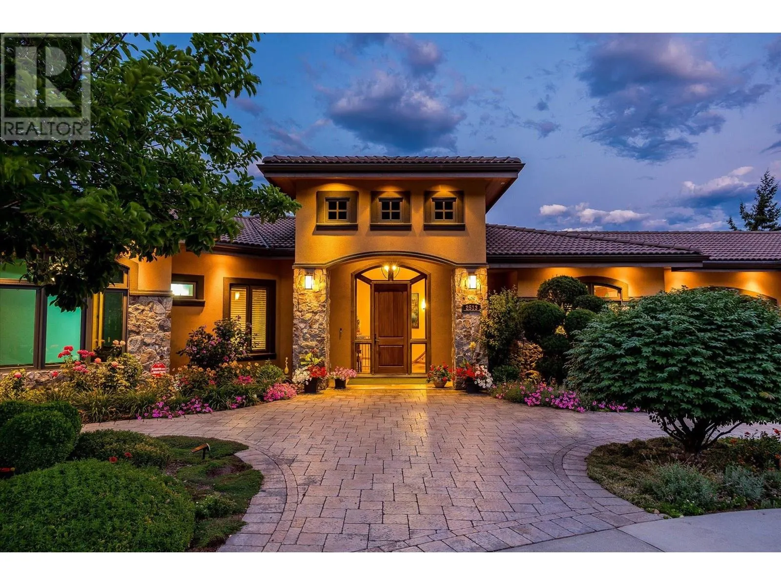 2513 Casa Palmero Drive