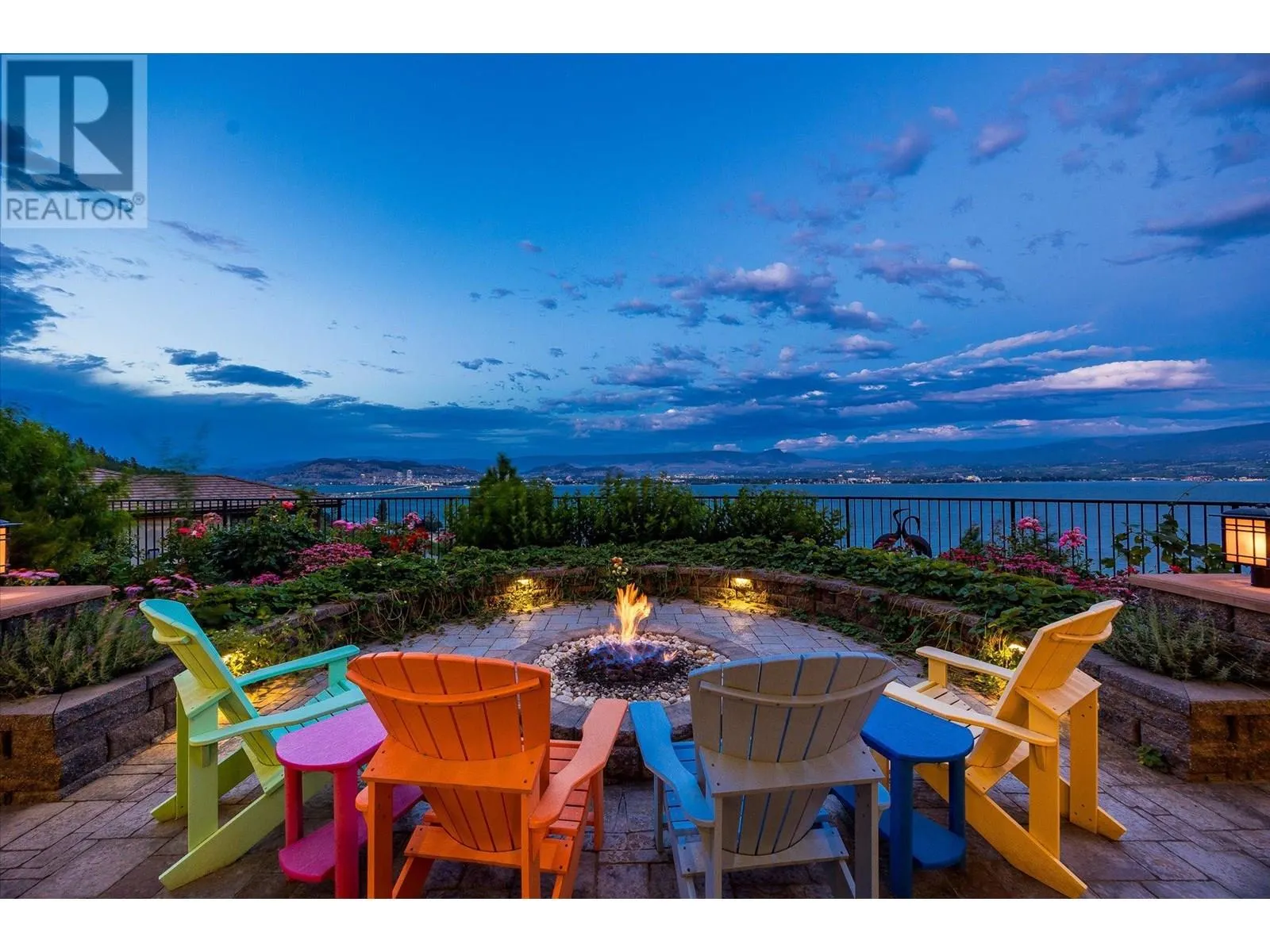 2513 Casa Palmero Drive