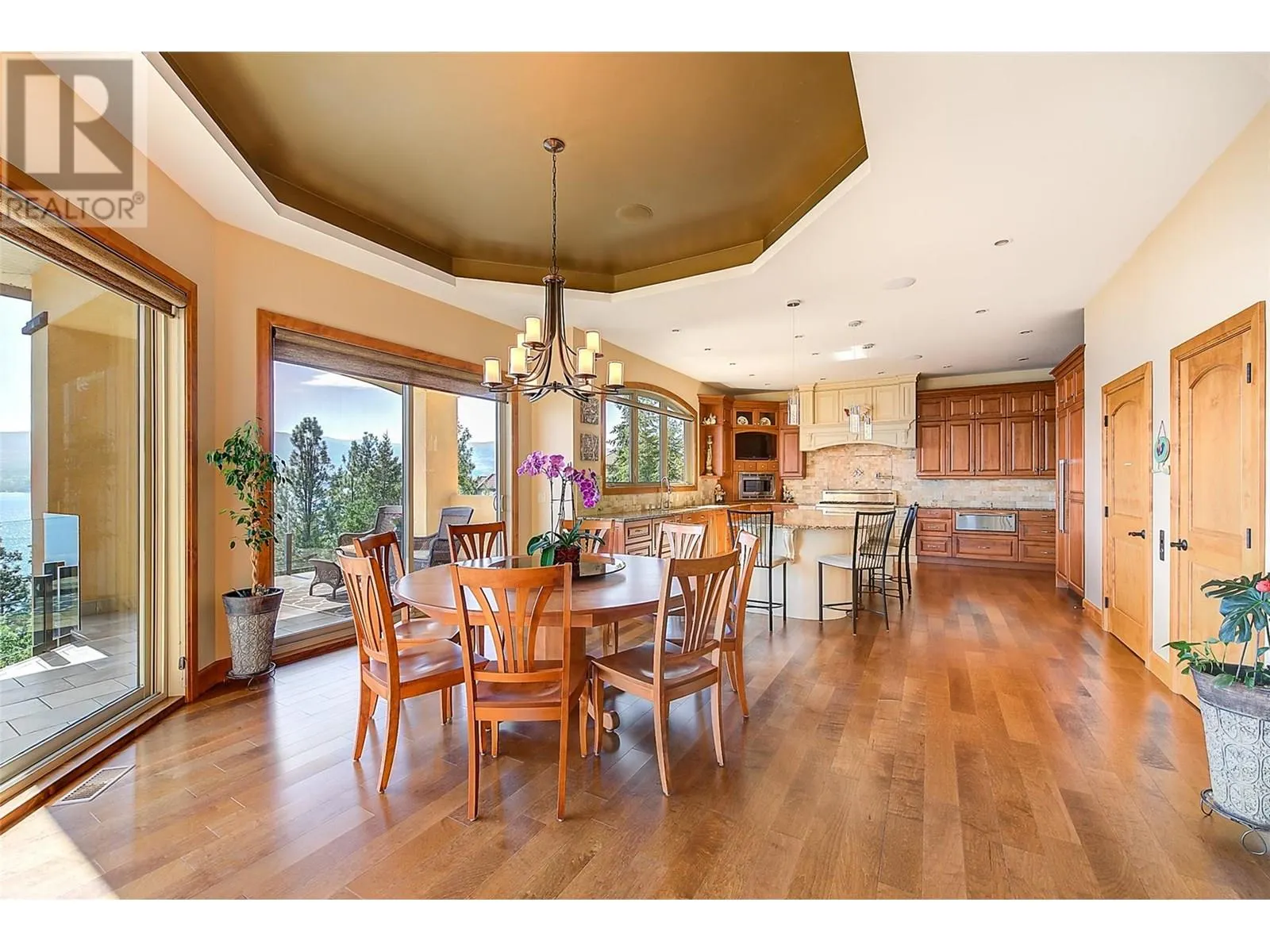 2513 Casa Palmero Drive