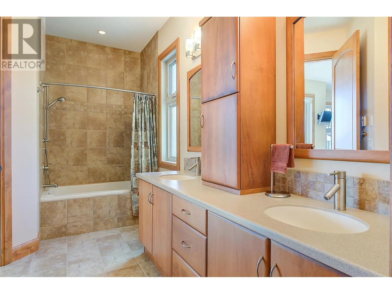 2513 Casa Palmero Drive
