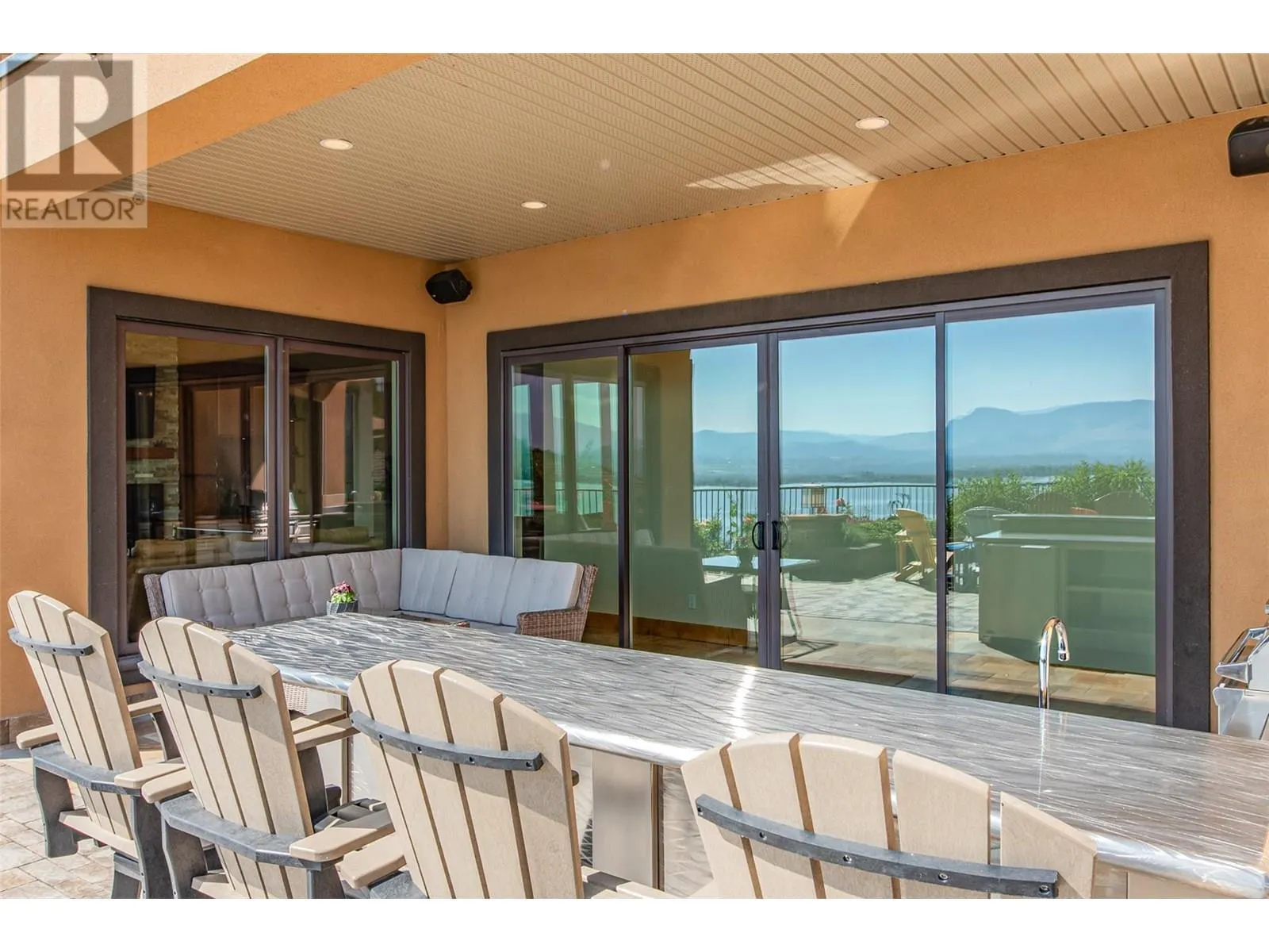 2513 Casa Palmero Drive