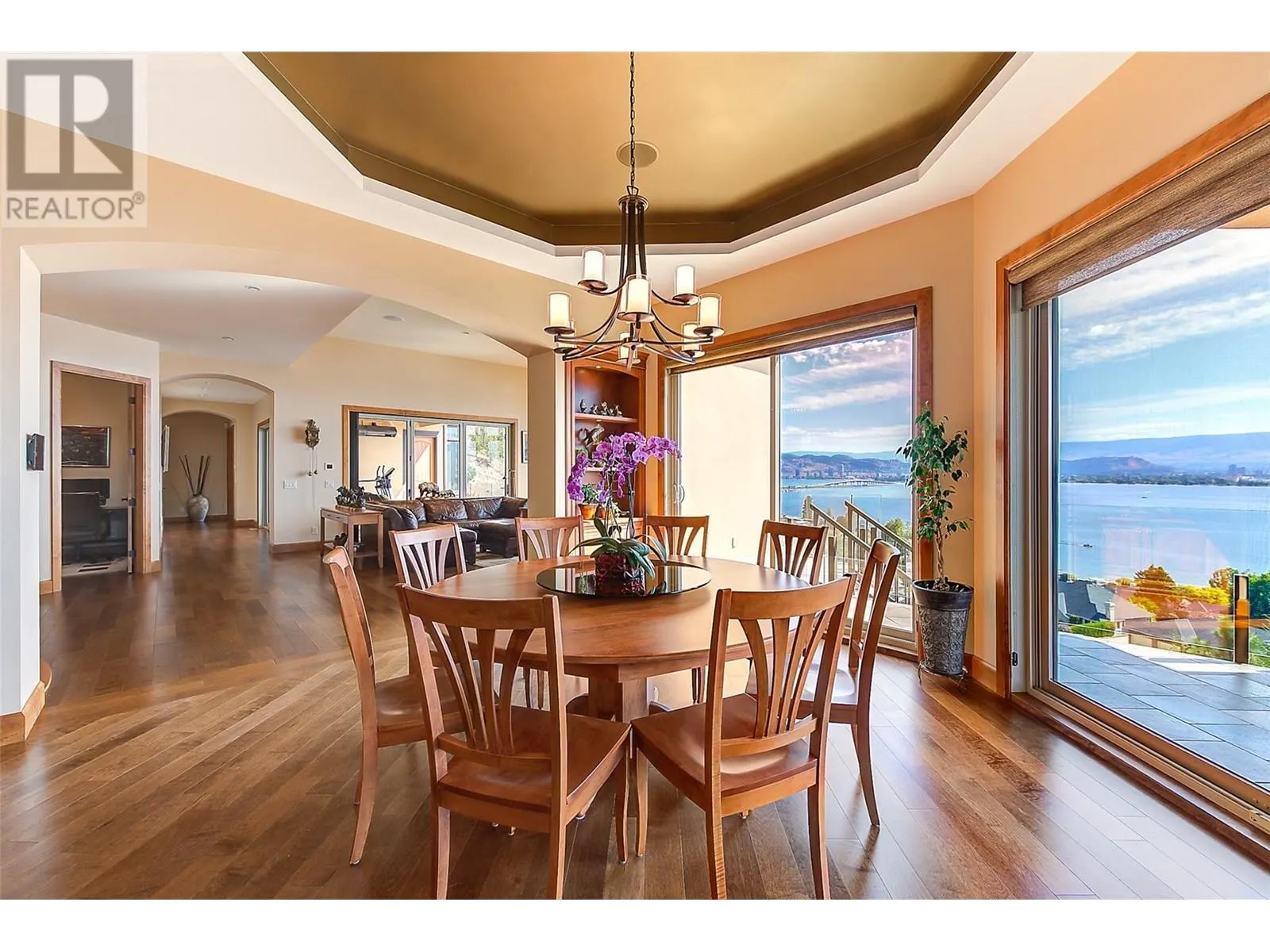 2513 Casa Palmero Drive