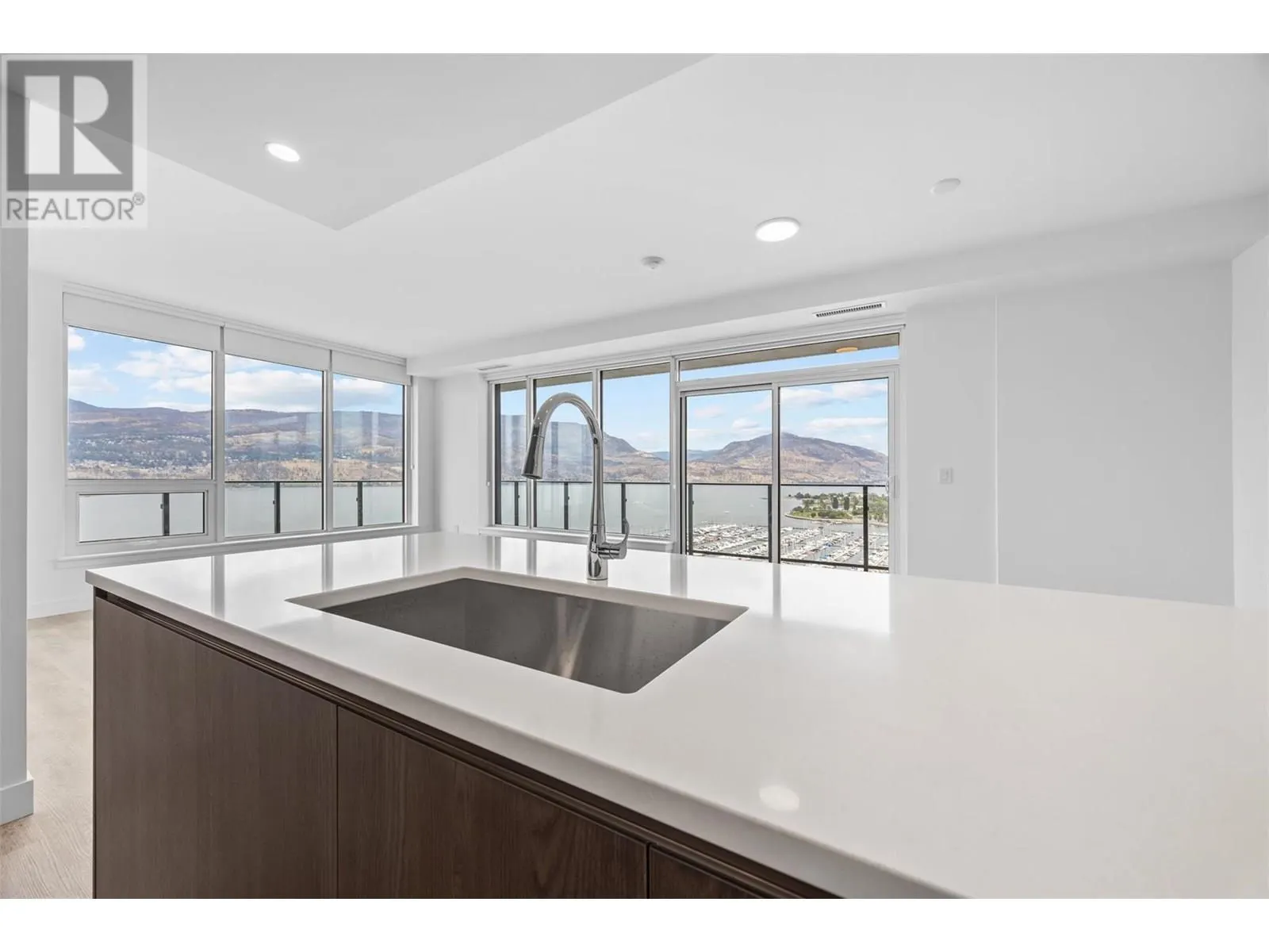238 Leon Avenue Unit# 1808