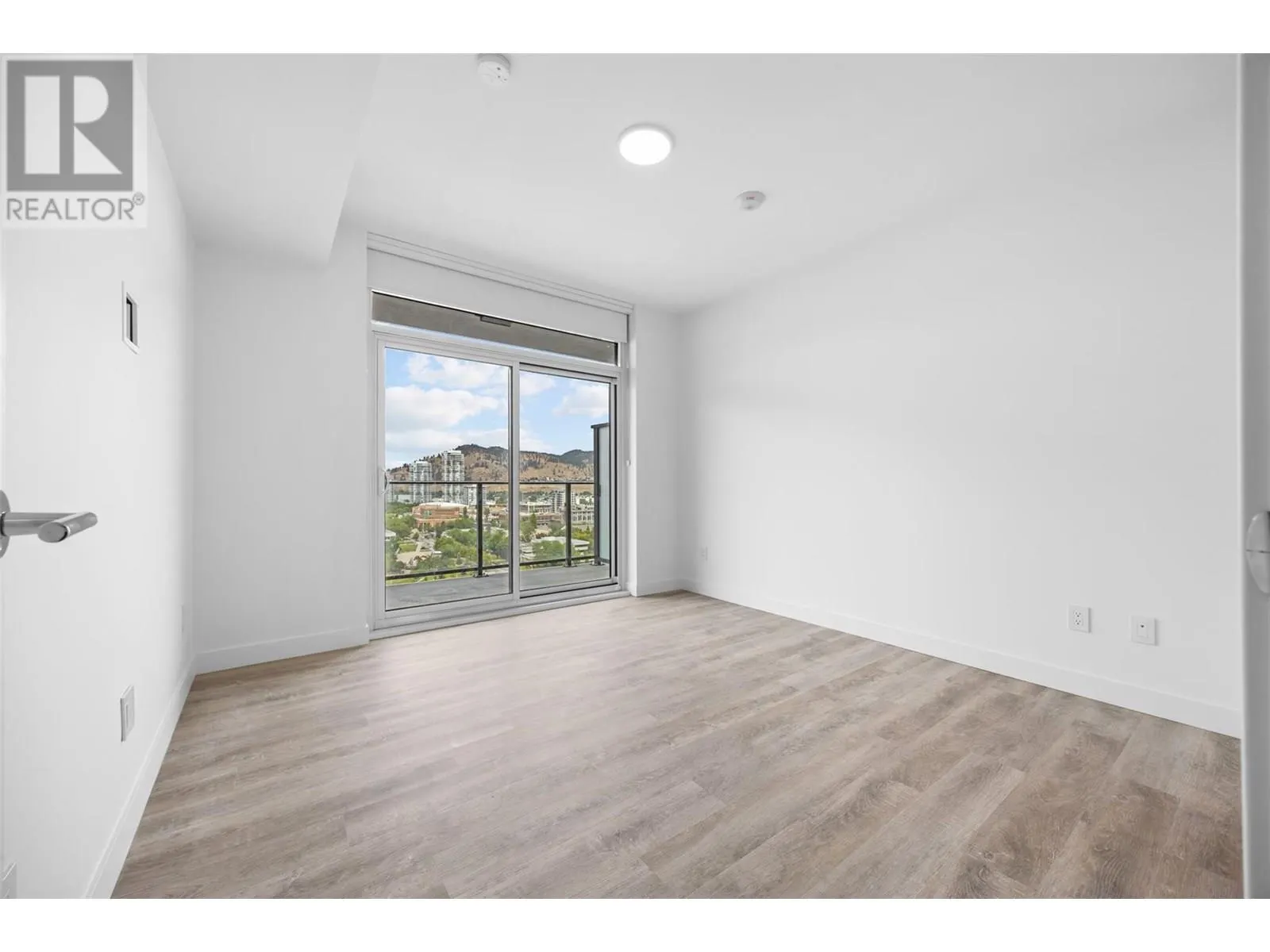 238 Leon Avenue Unit# 1808