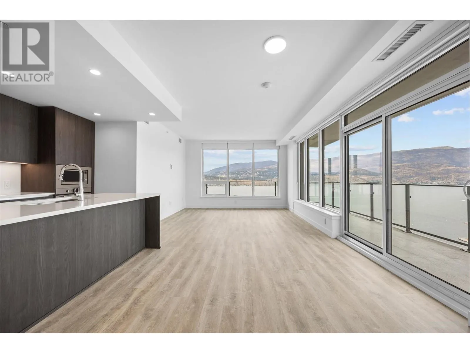 238 Leon Avenue Unit# 1808