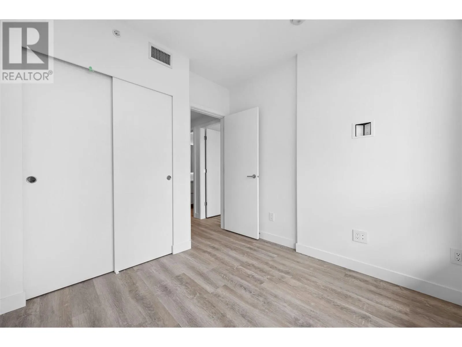 238 Leon Avenue Unit# 1808