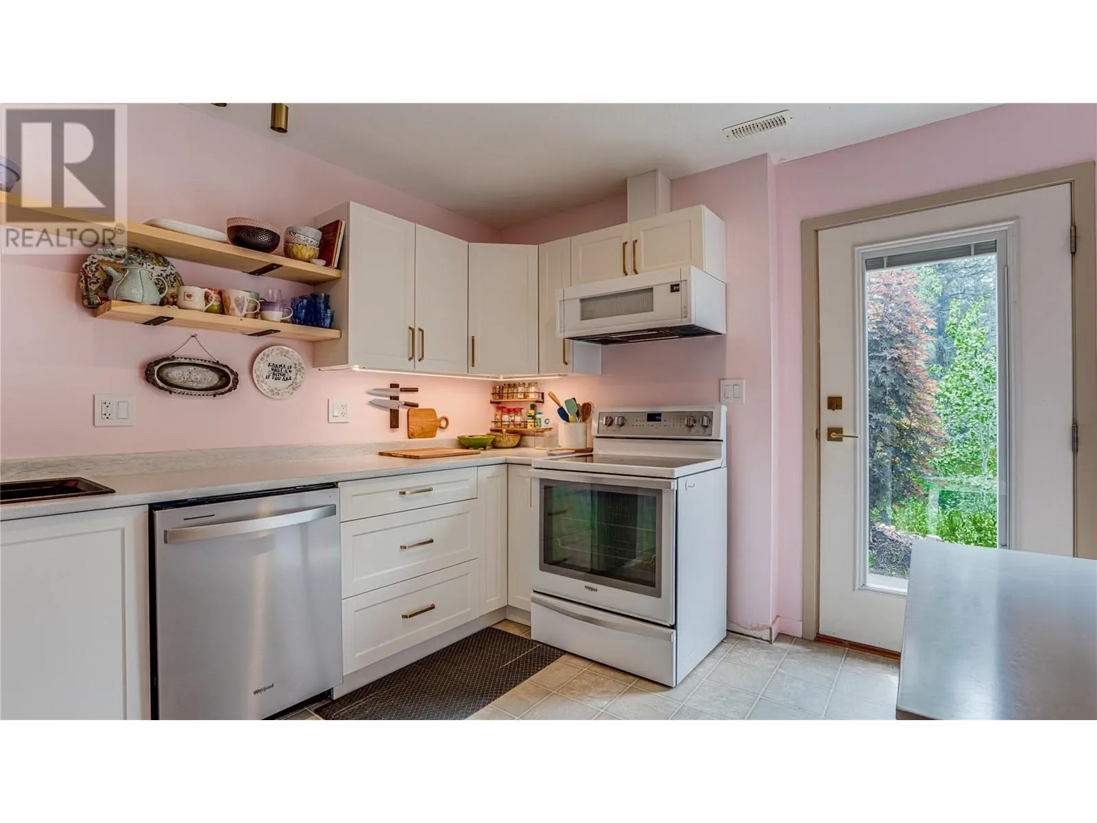 1294 Galiano Road