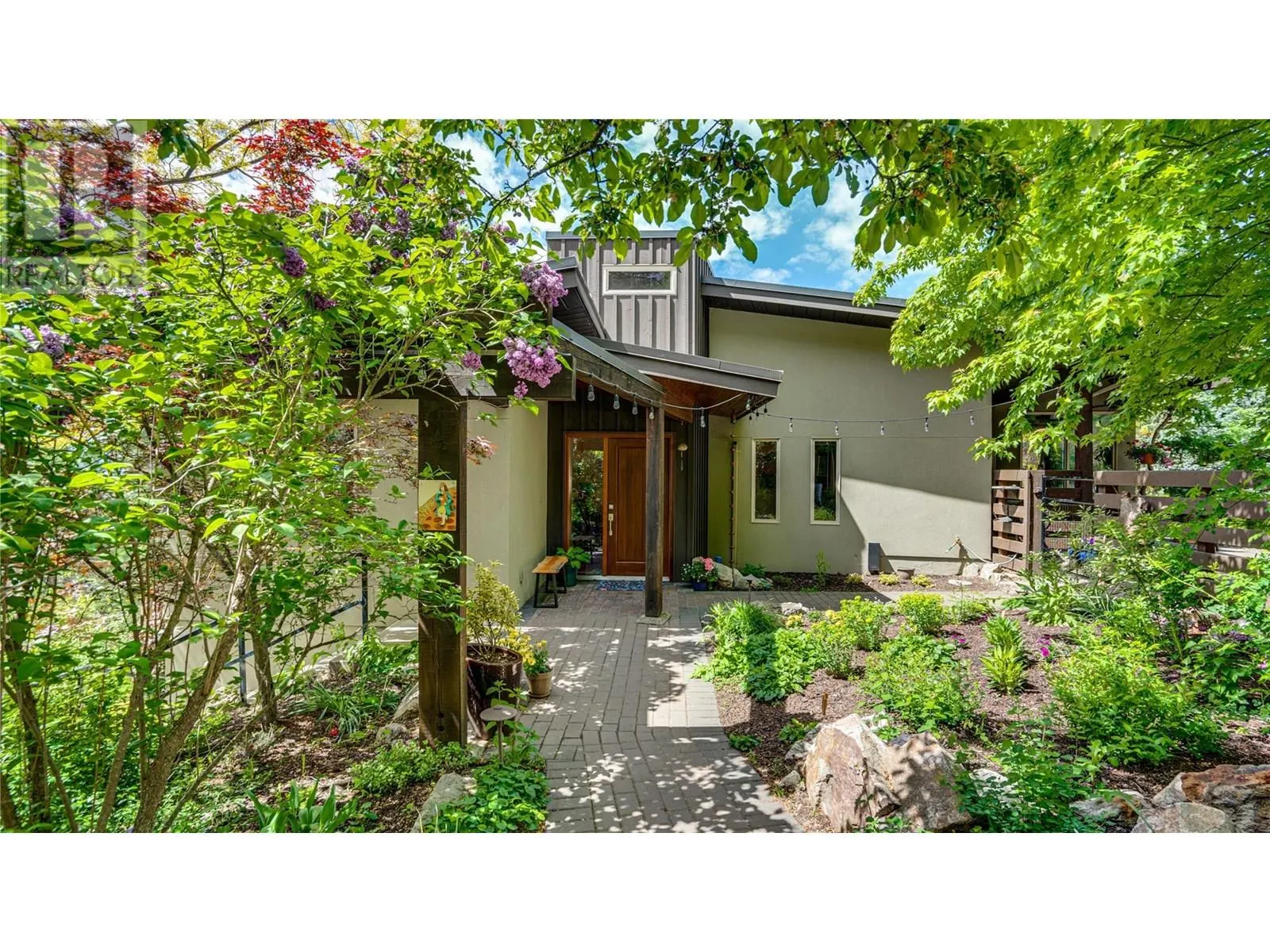 1294 Galiano Road