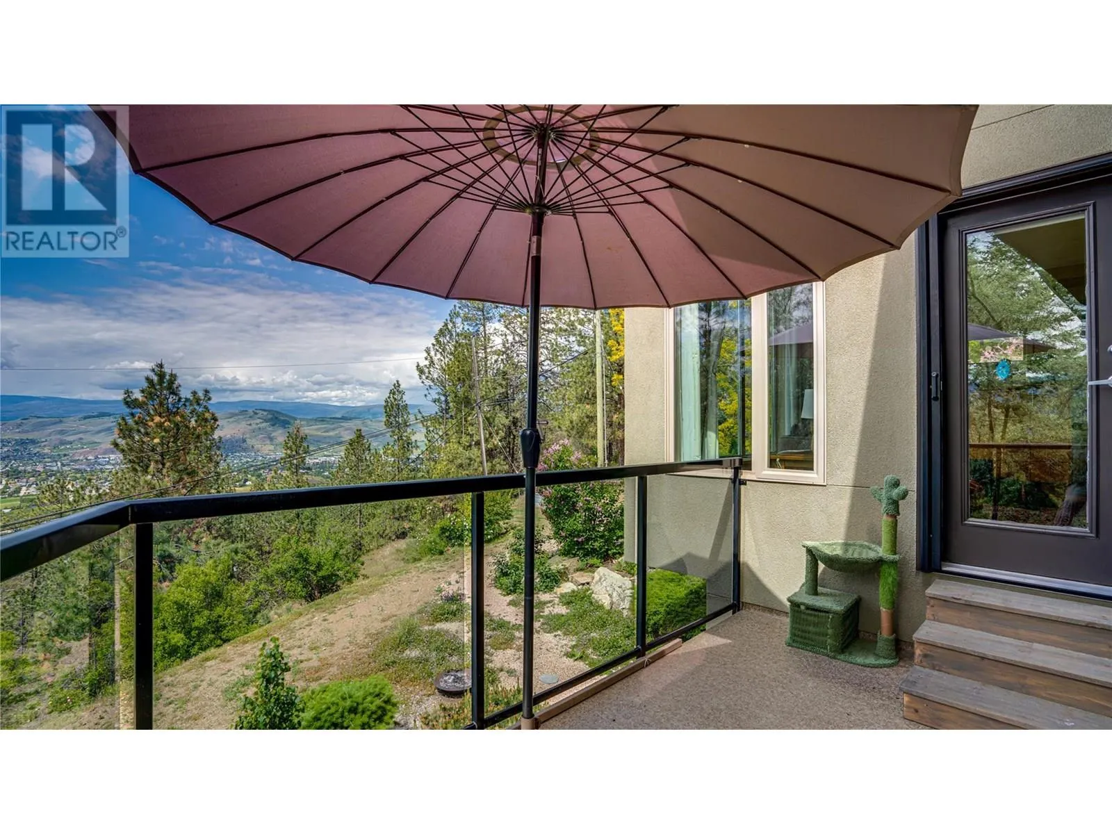 1294 Galiano Road