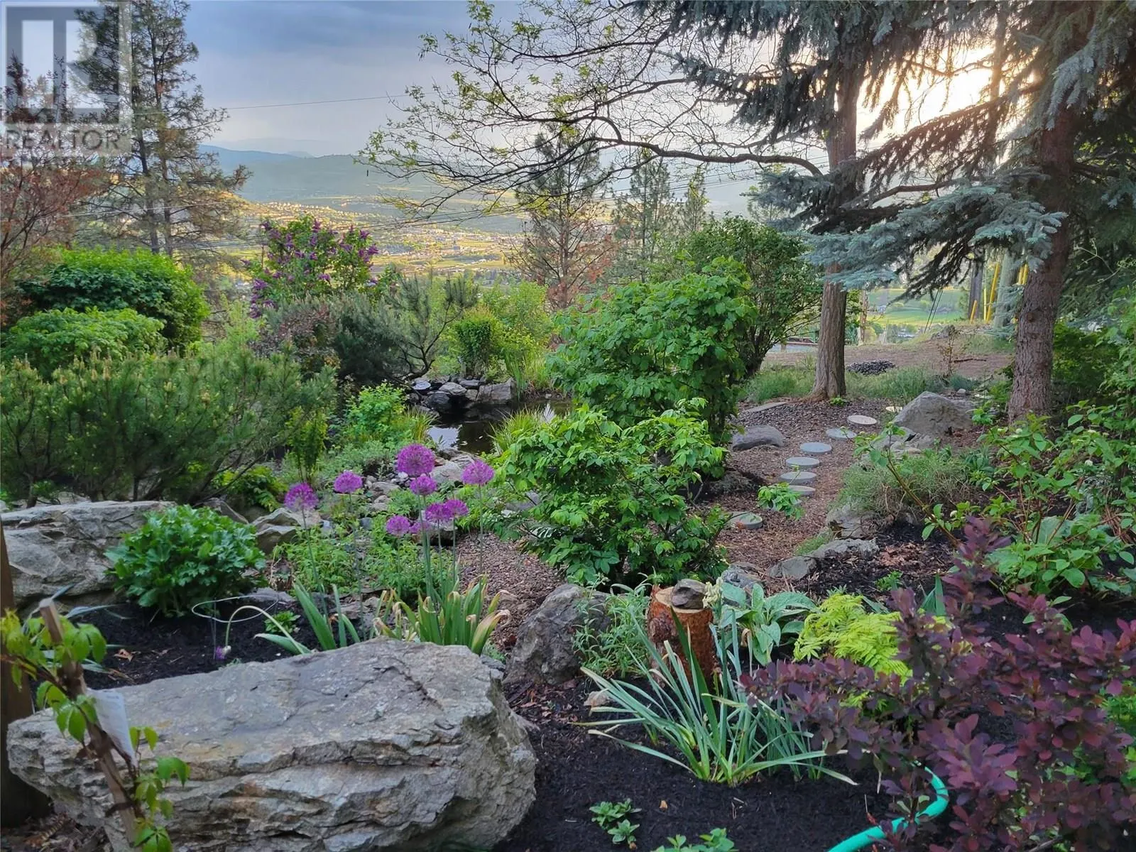 1294 Galiano Road