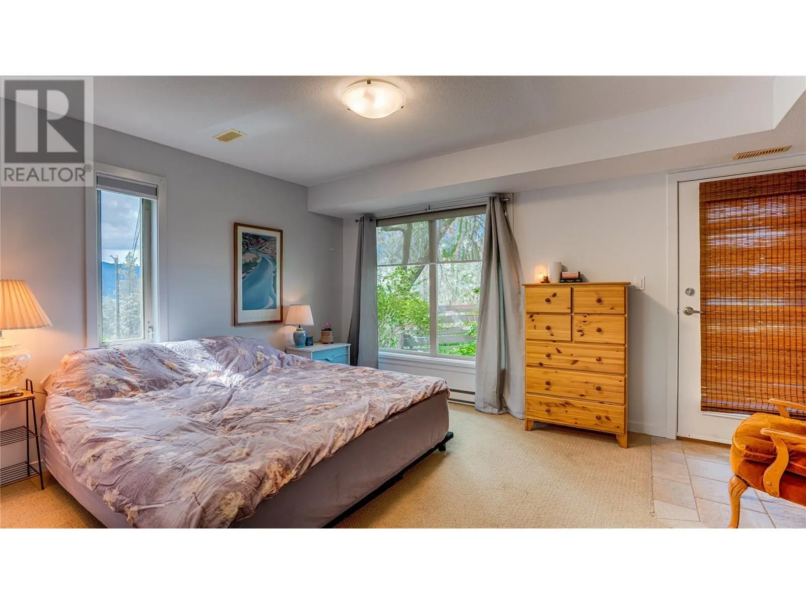 1294 Galiano Road