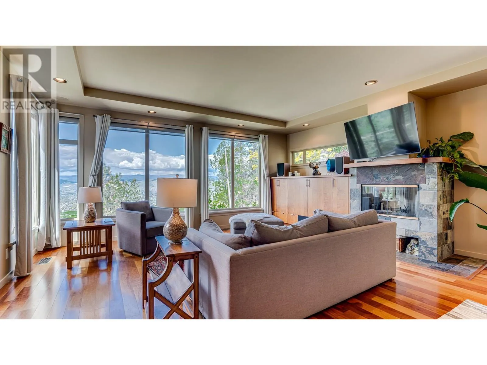 1294 Galiano Road