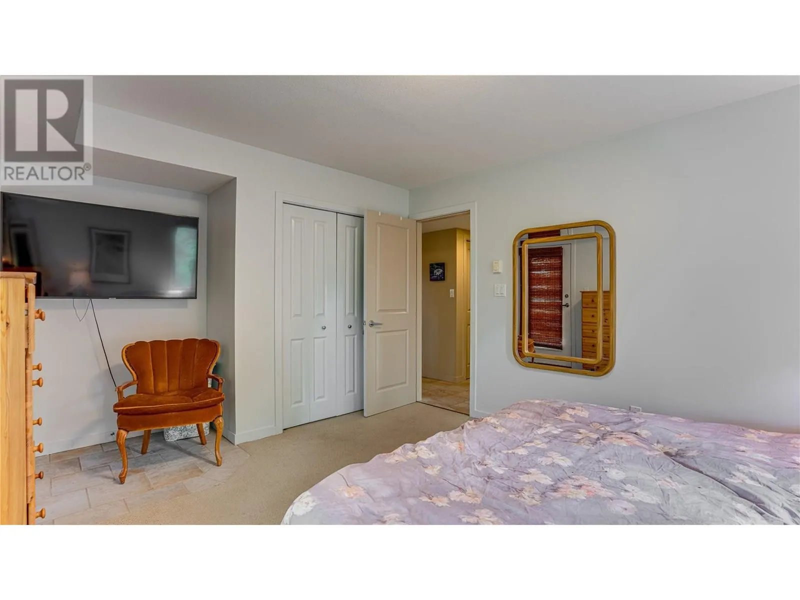 1294 Galiano Road