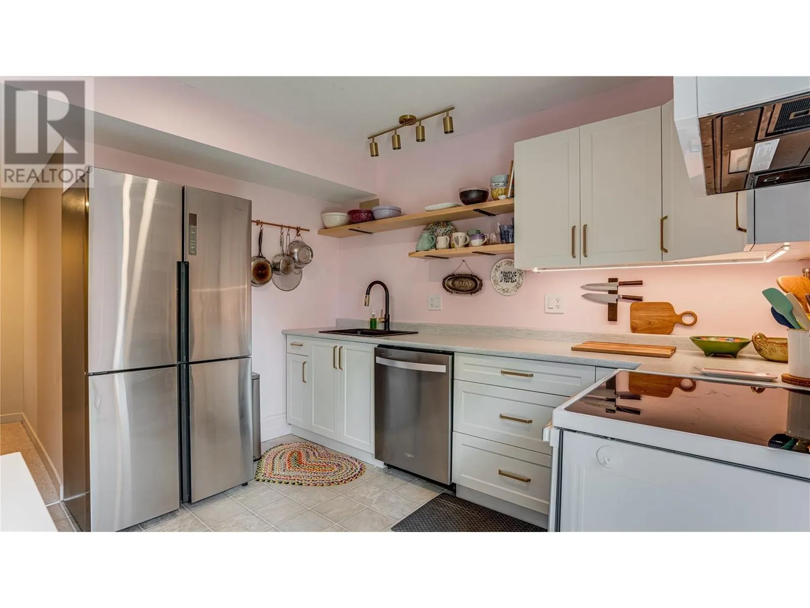 1294 Galiano Road