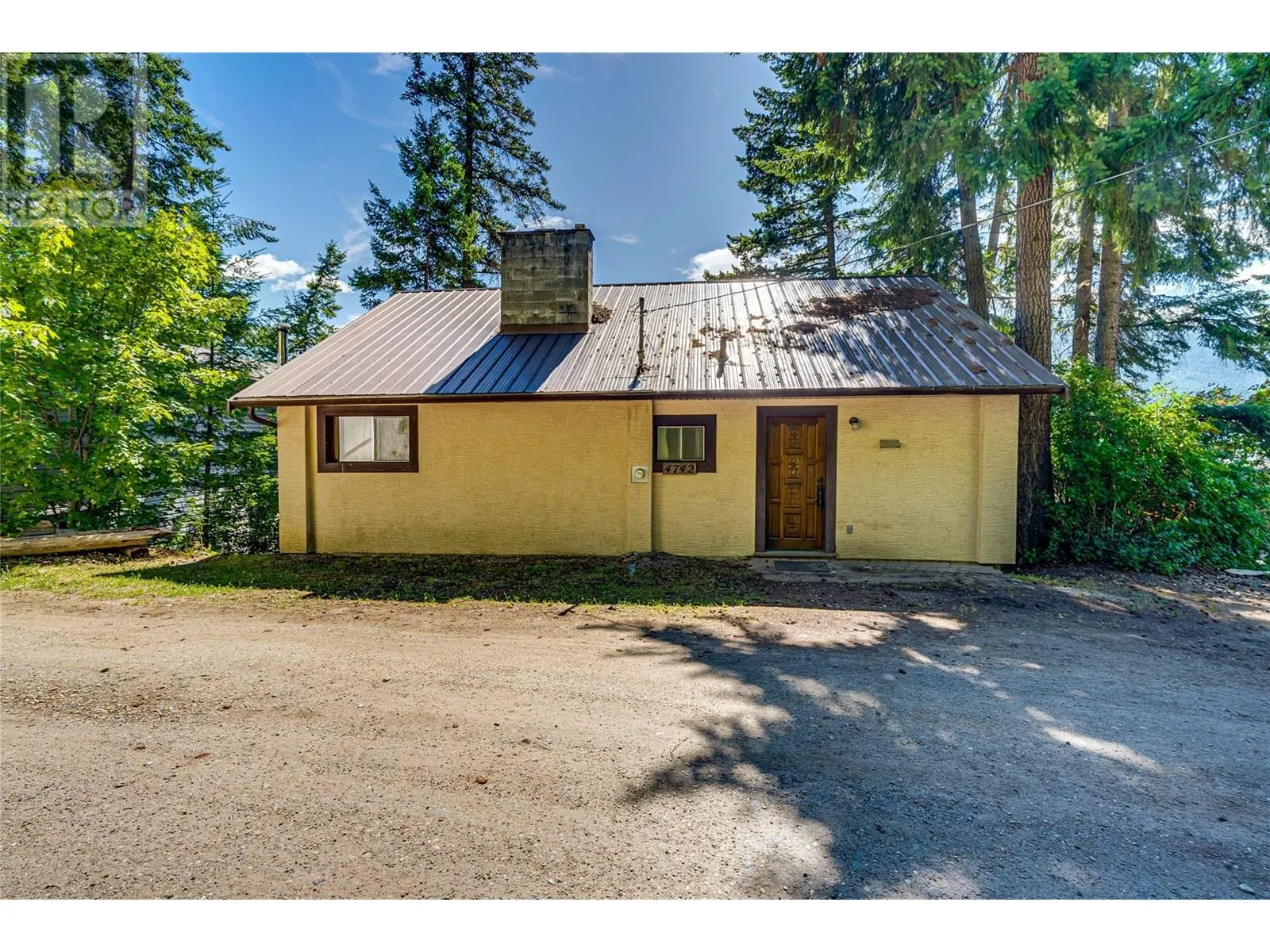 4742 Sunnybrae Canoe Point Road