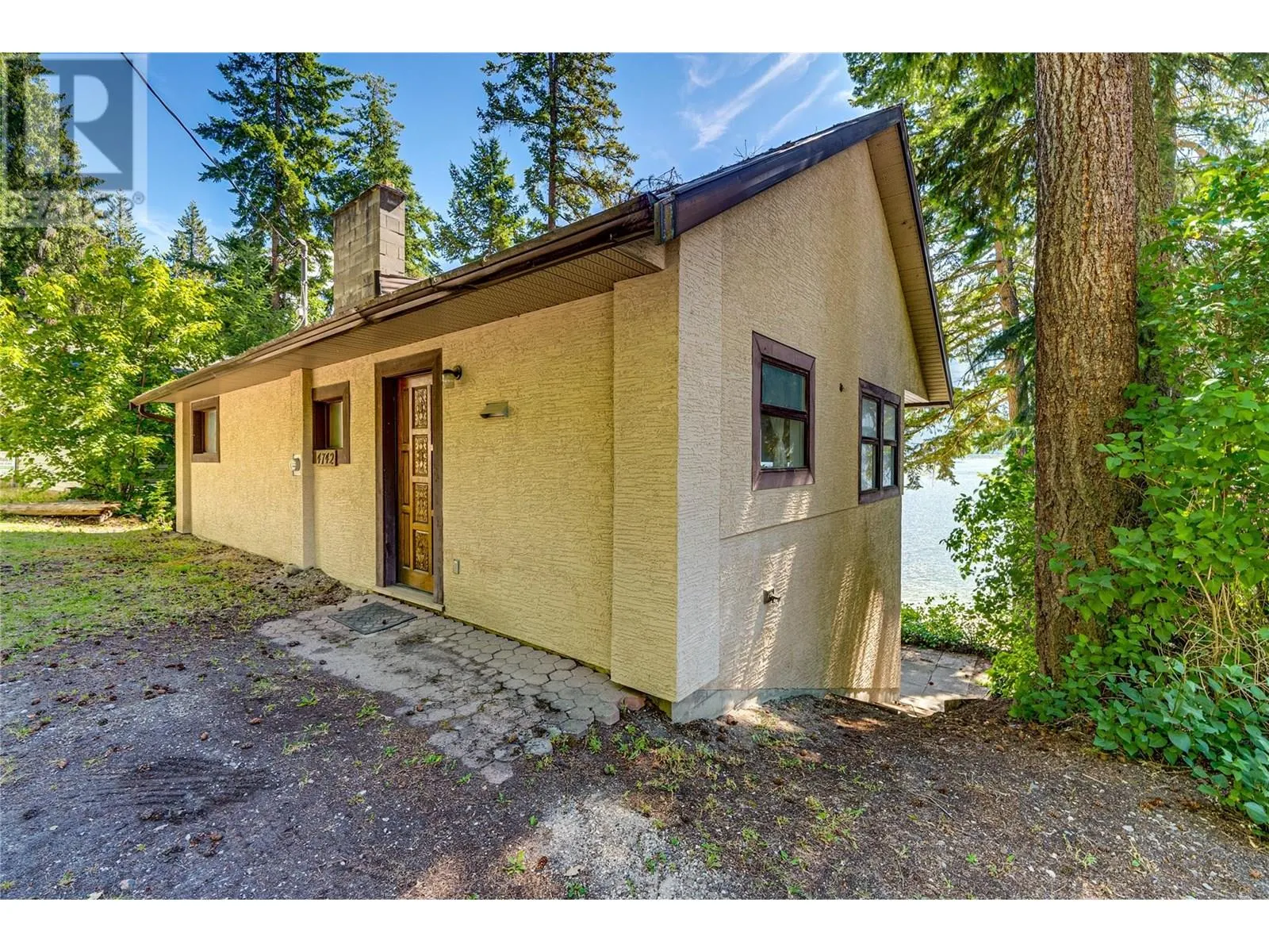 4742 Sunnybrae Canoe Point Road
