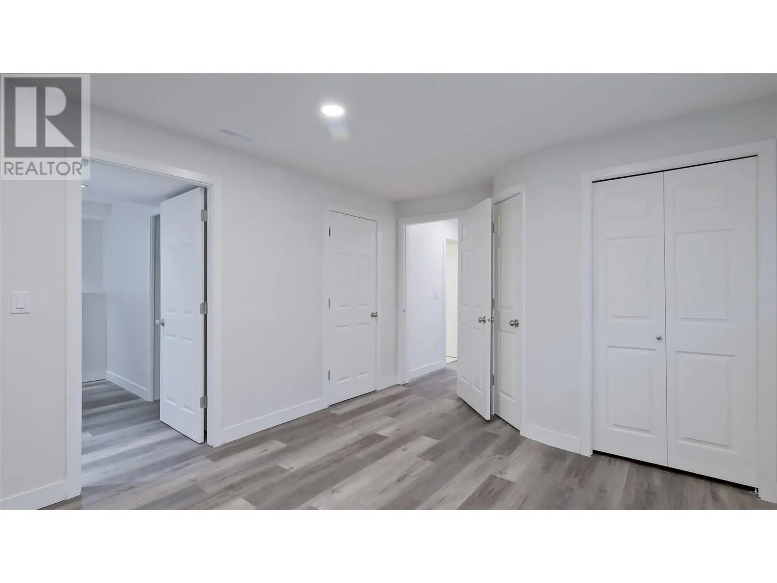 4741 Parkdale Crescent