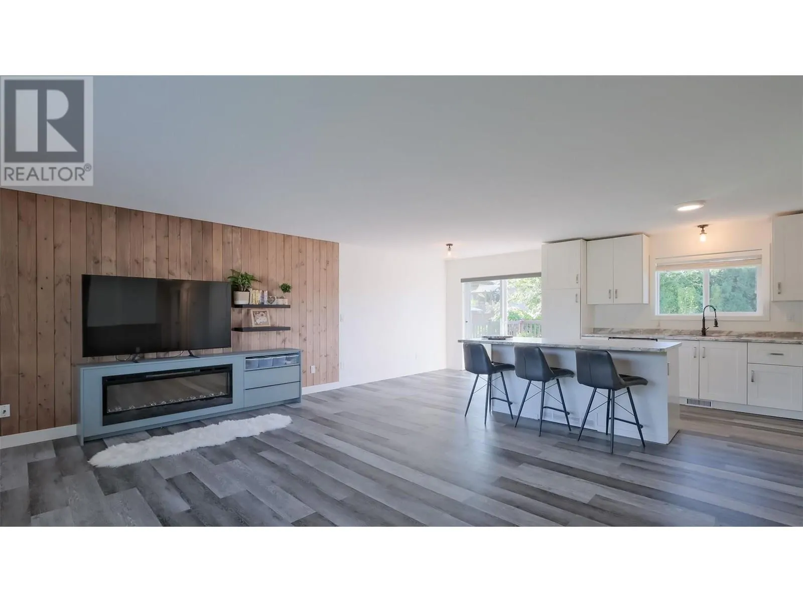 4741 Parkdale Crescent