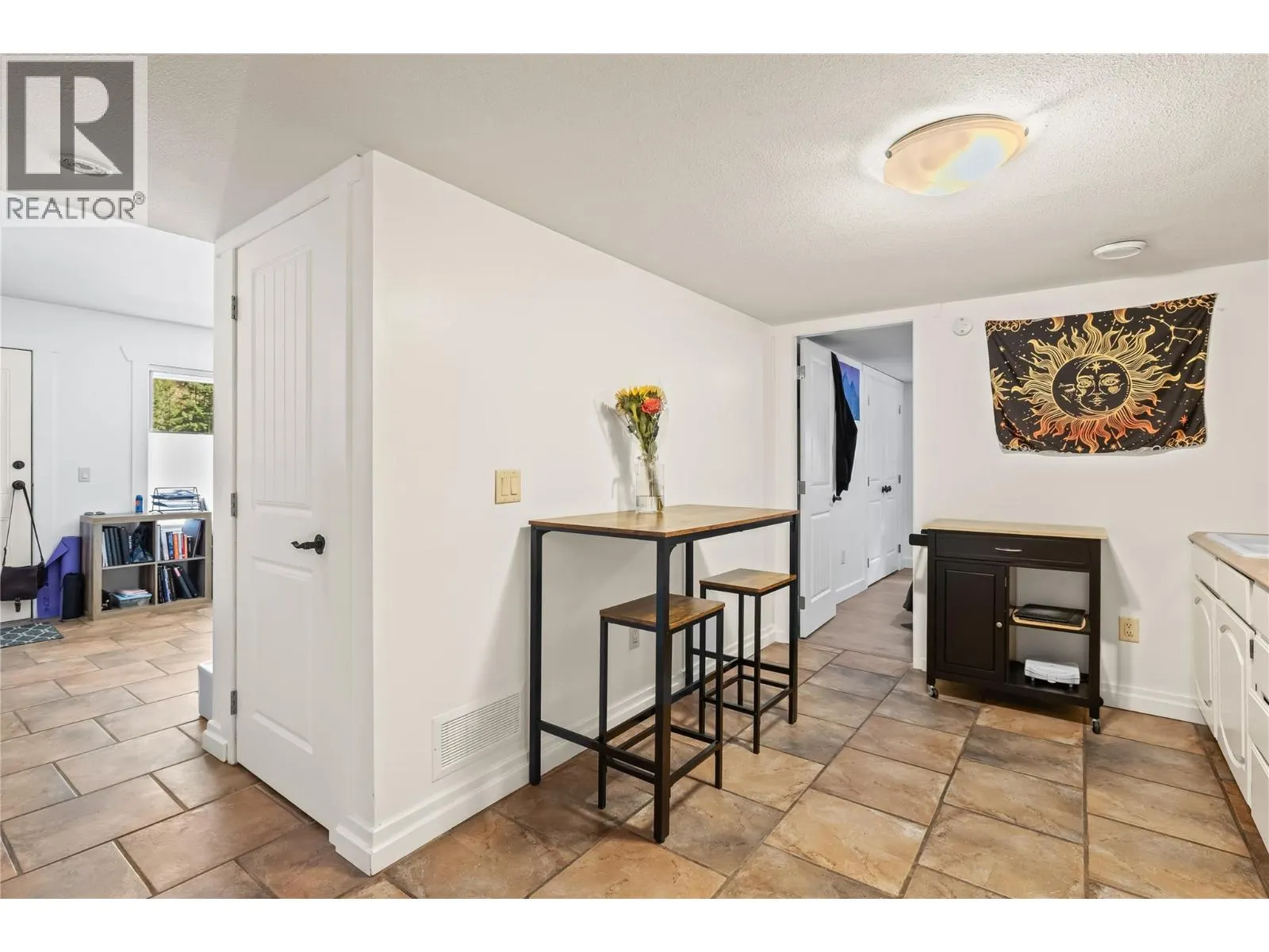 2223 Sunview Drive