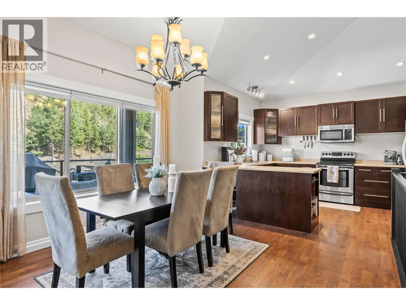 2223 Sunview Drive