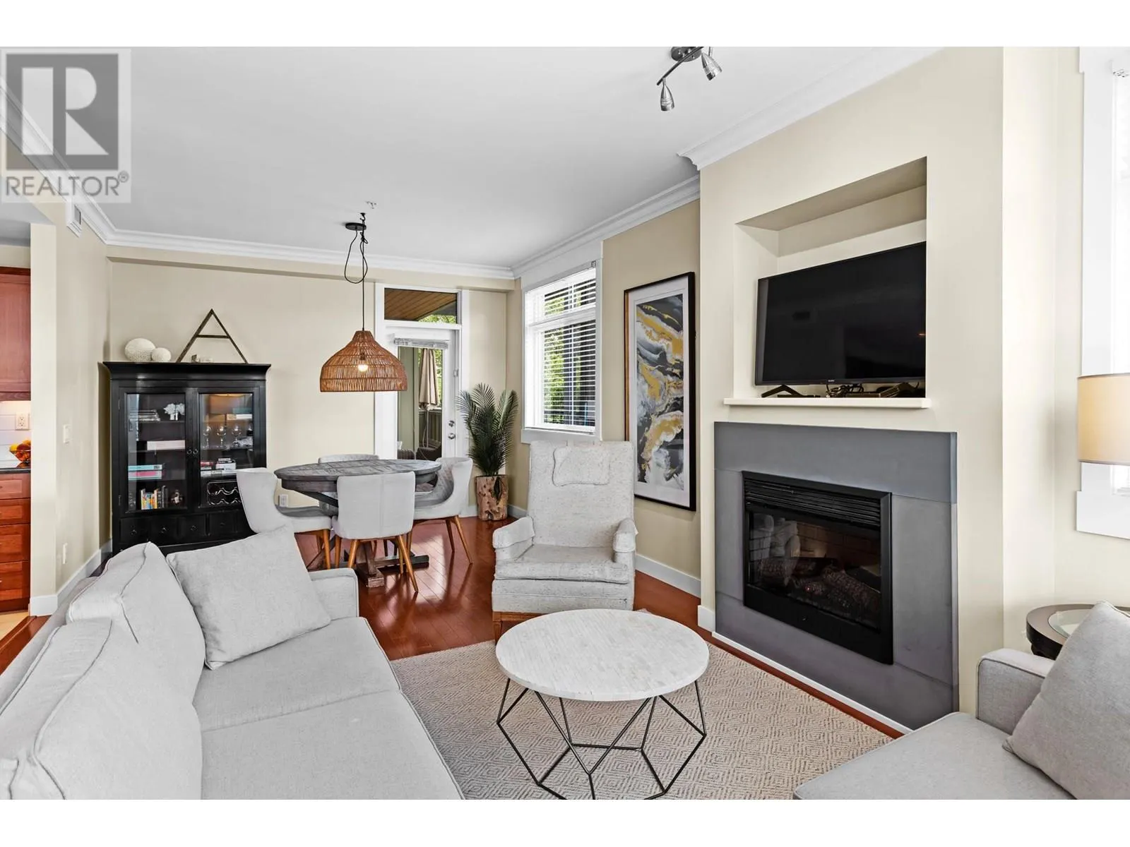 2901 Abbott Street Unit# 204