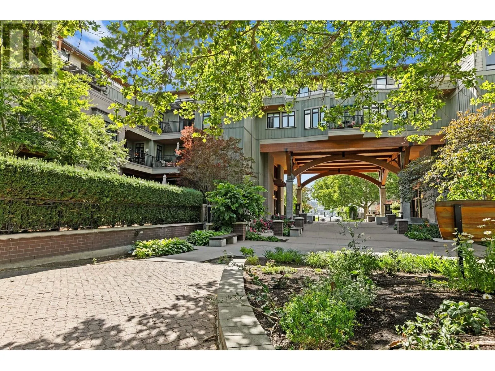 2901 Abbott Street Unit# 204