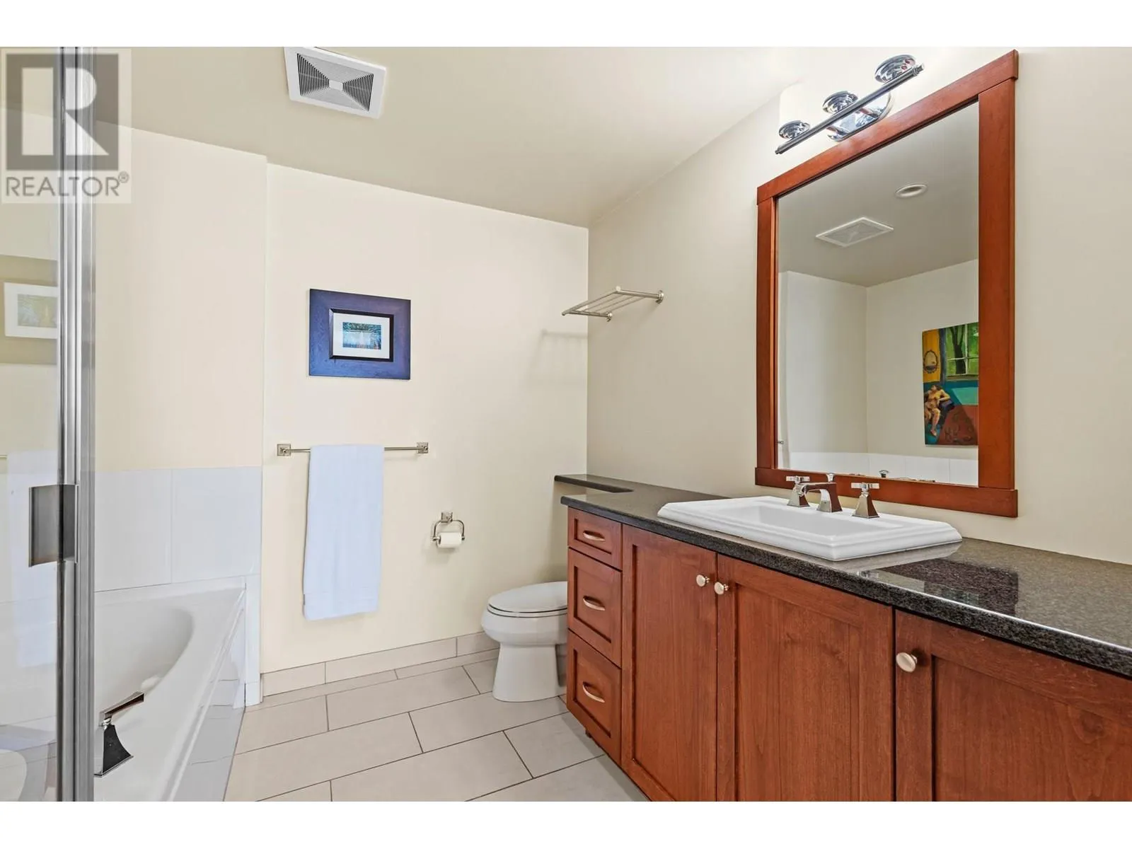2901 Abbott Street Unit# 204