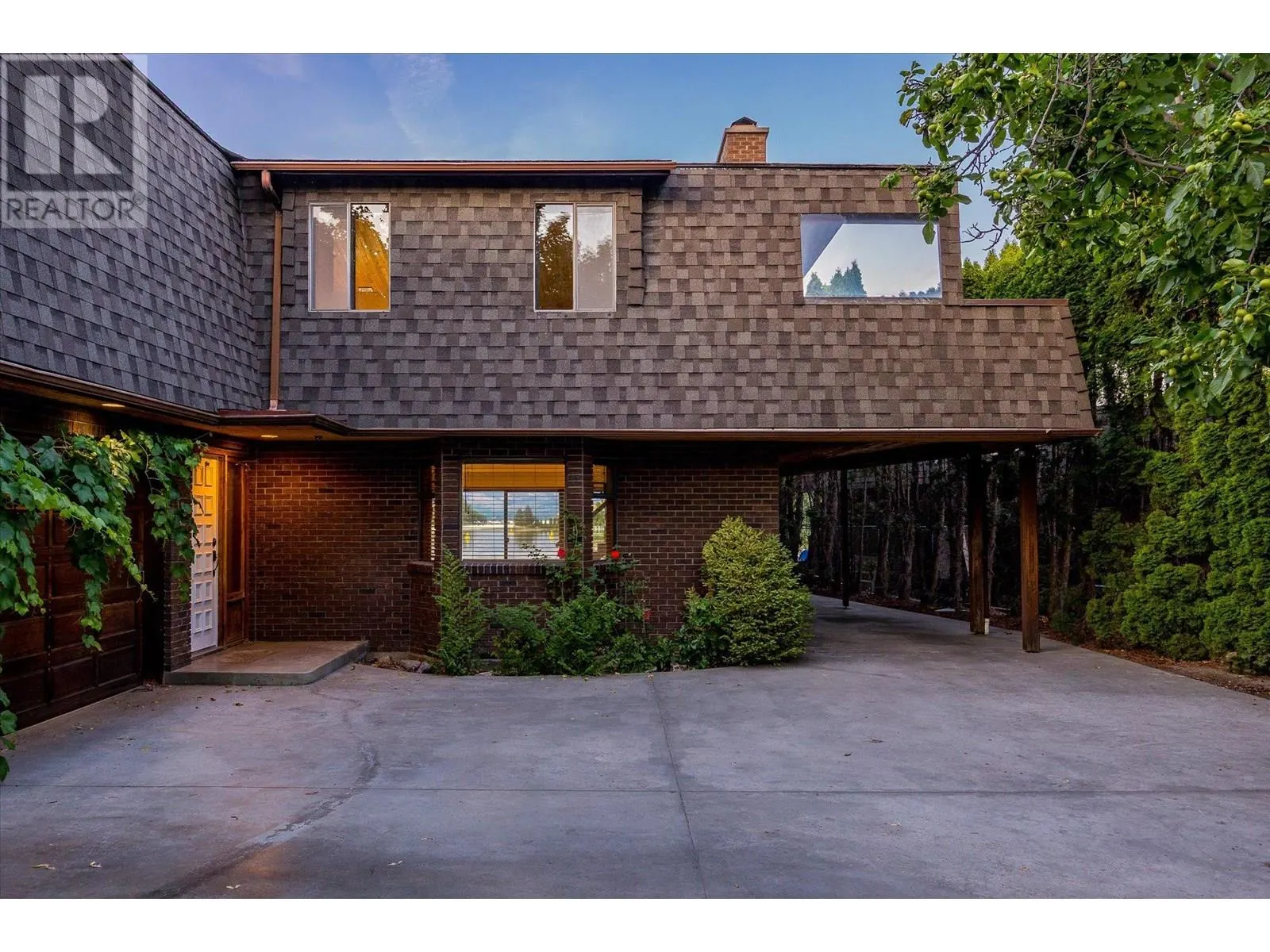 1440 Green Bay Road