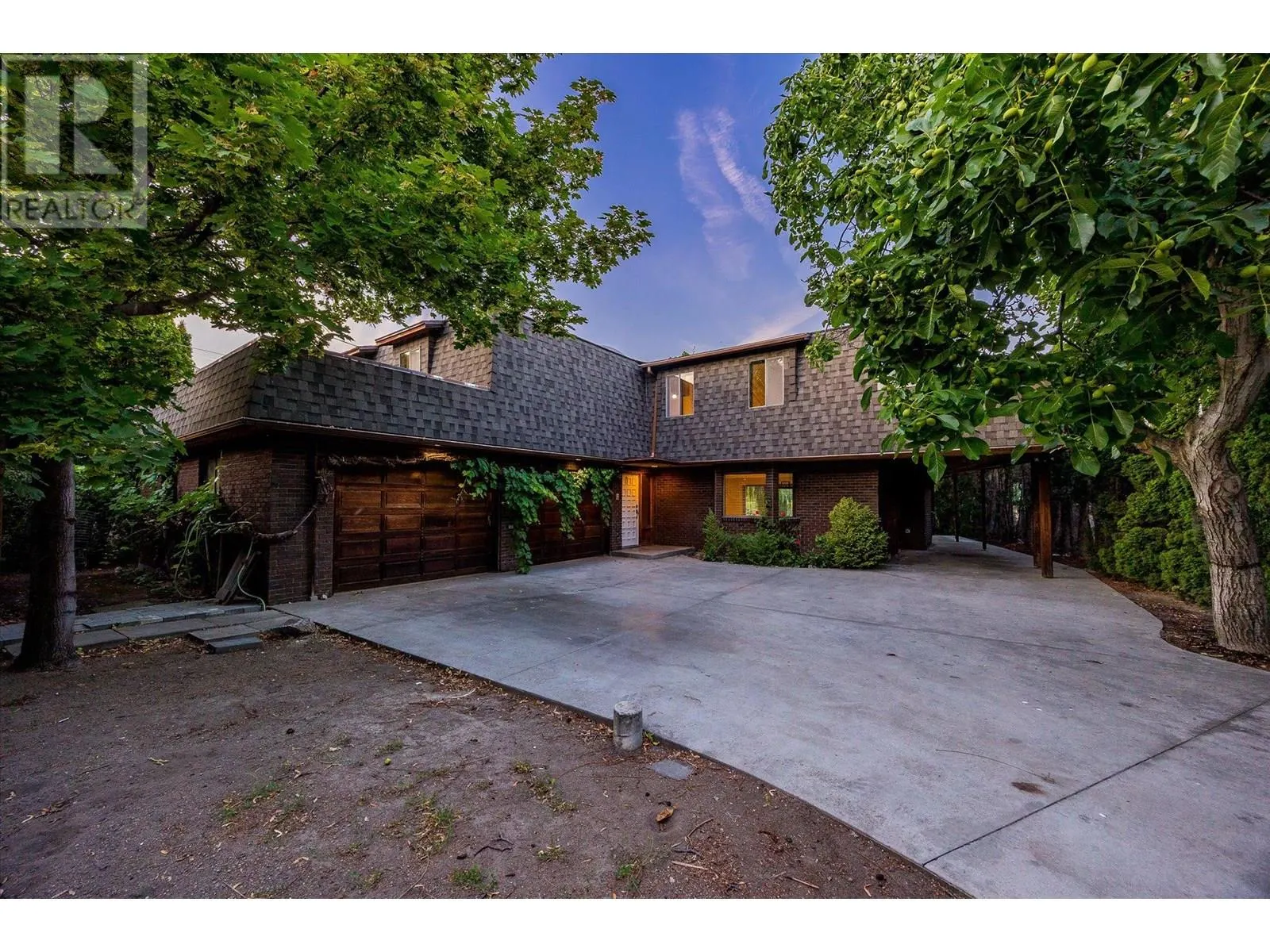 1440 Green Bay Road