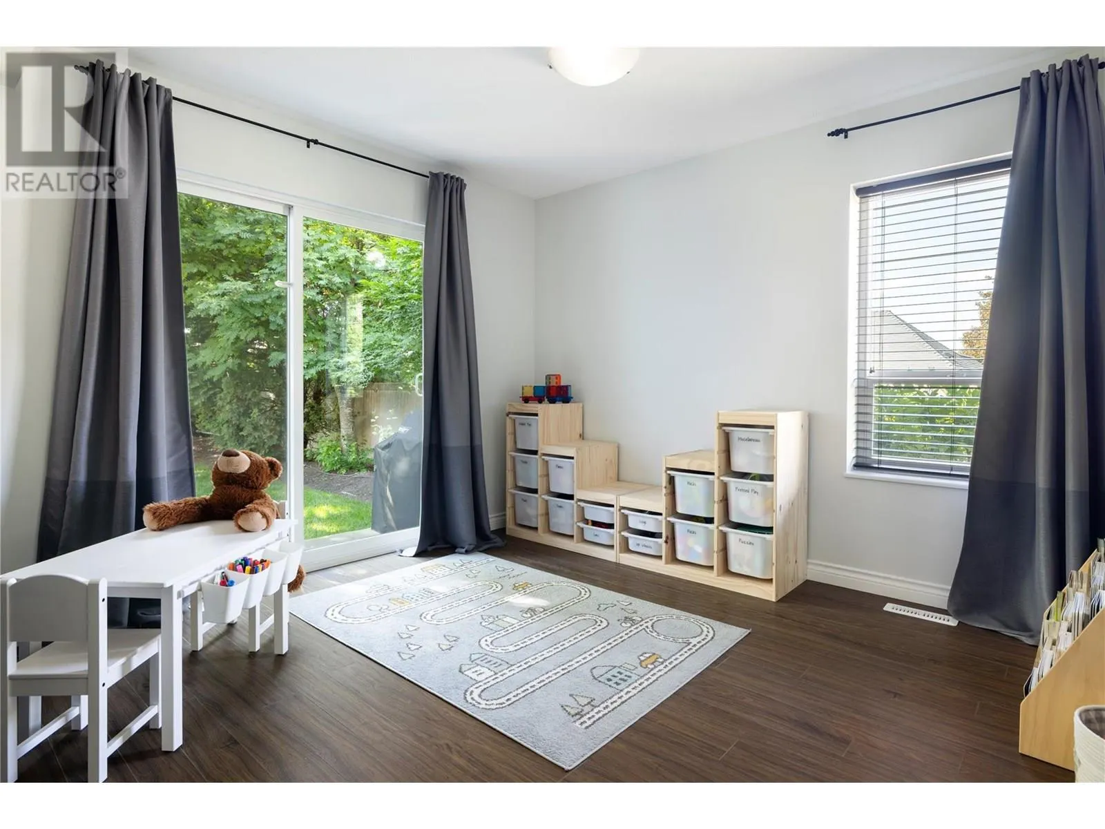 1853 Edgehill Avenue Unit# 28