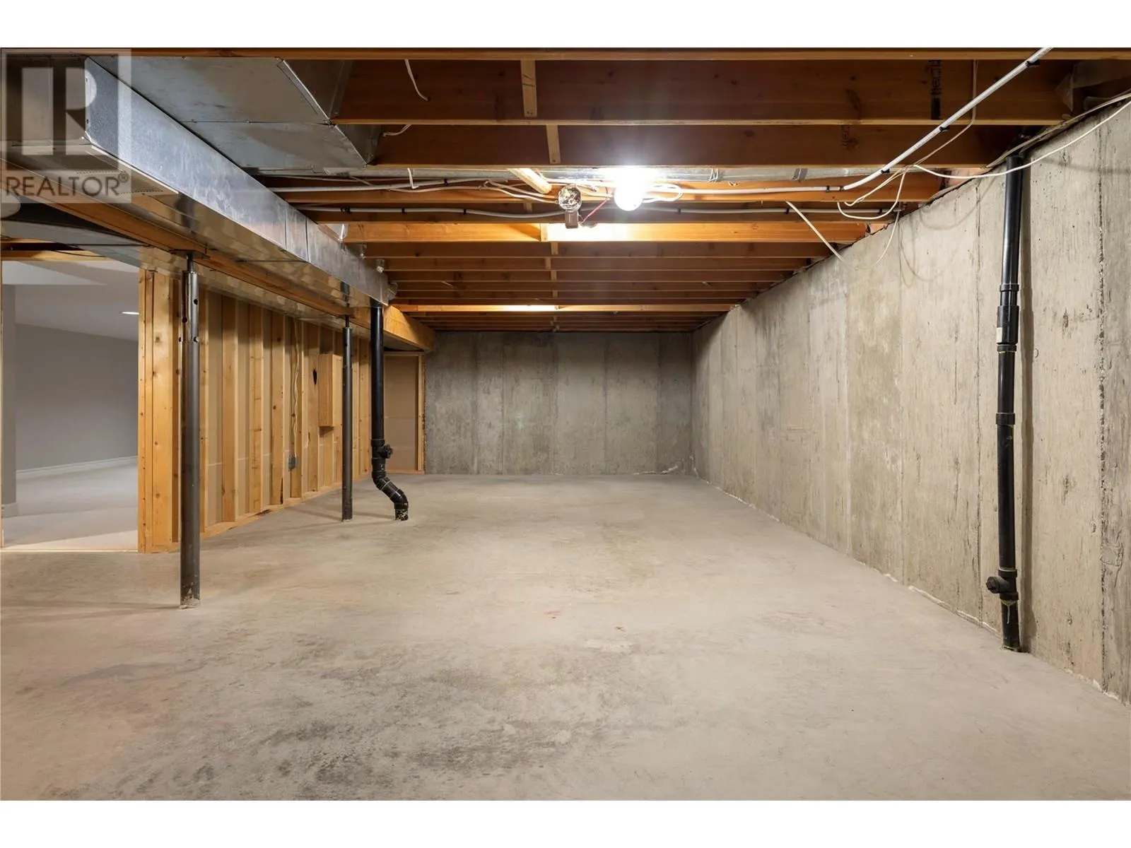 1853 Edgehill Avenue Unit# 28