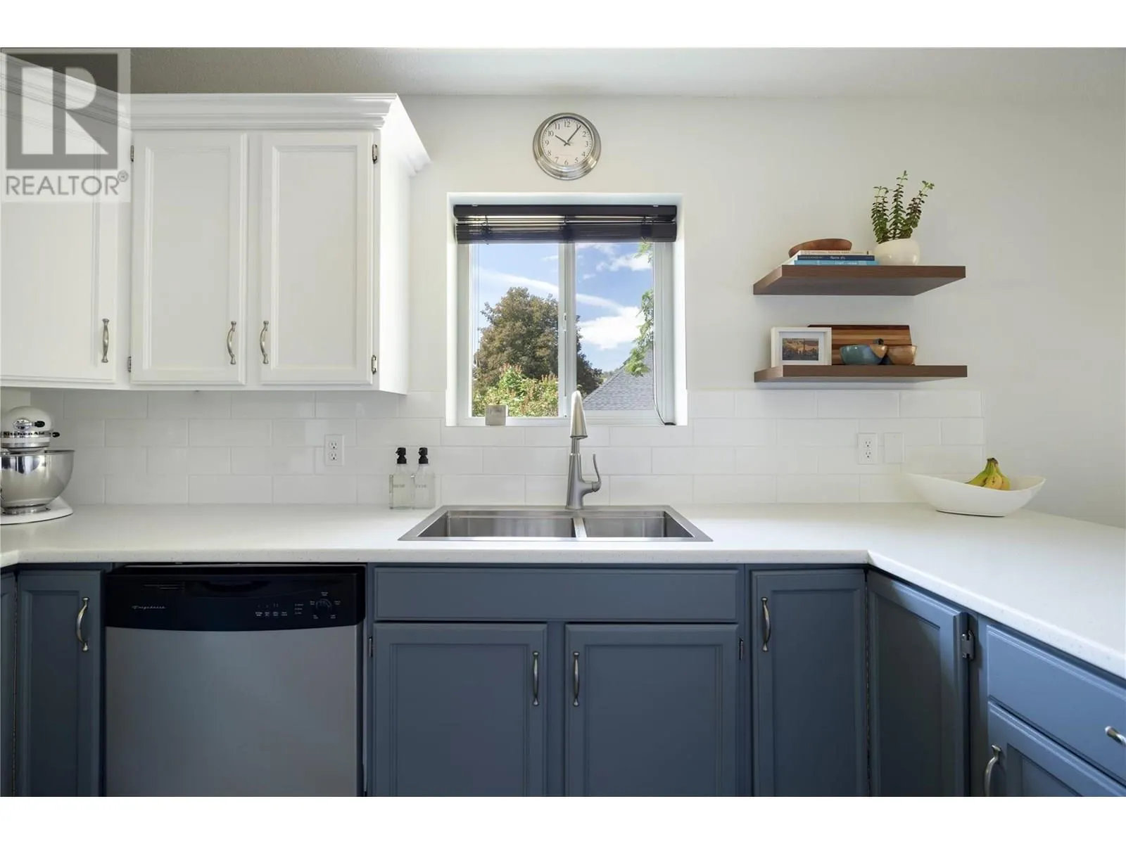 1853 Edgehill Avenue Unit# 28