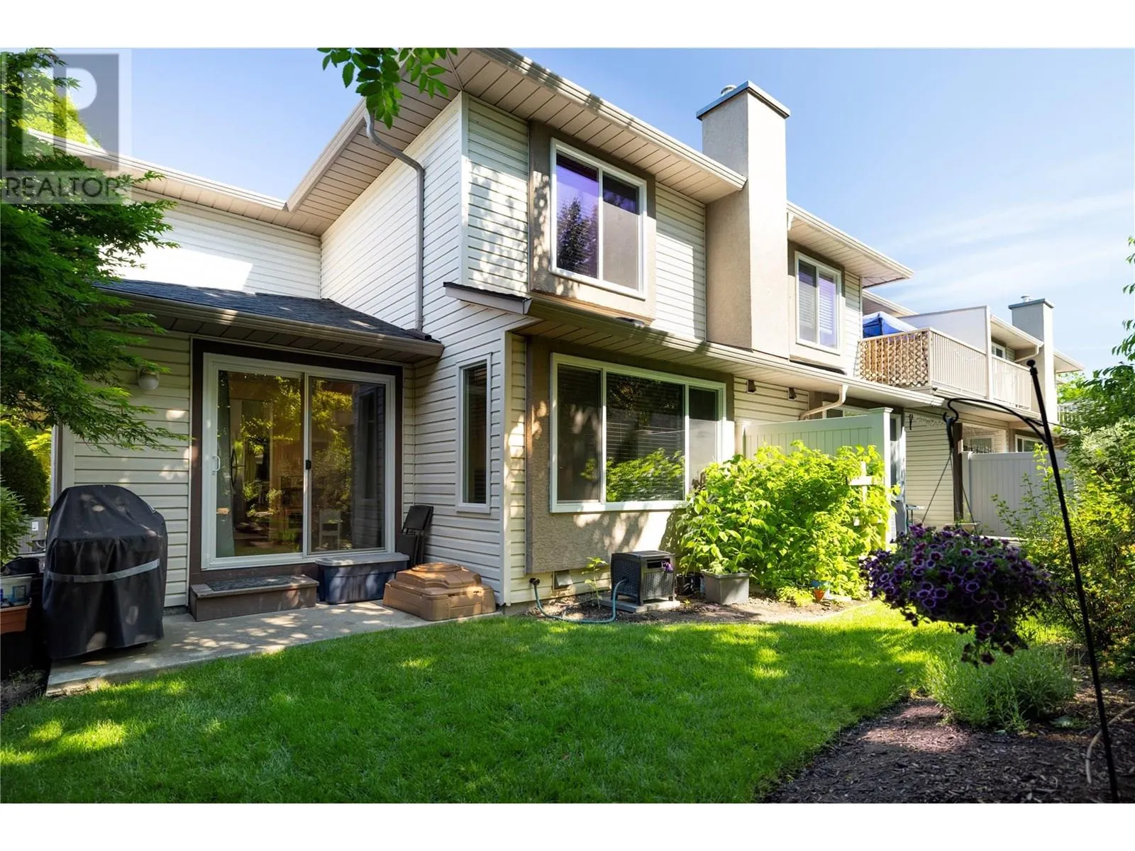 1853 Edgehill Avenue Unit# 28