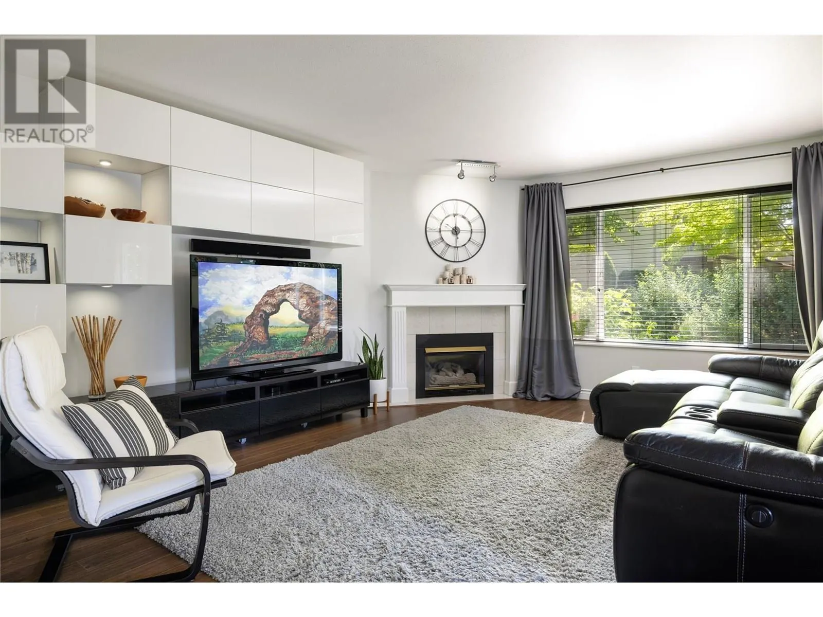 1853 Edgehill Avenue Unit# 28